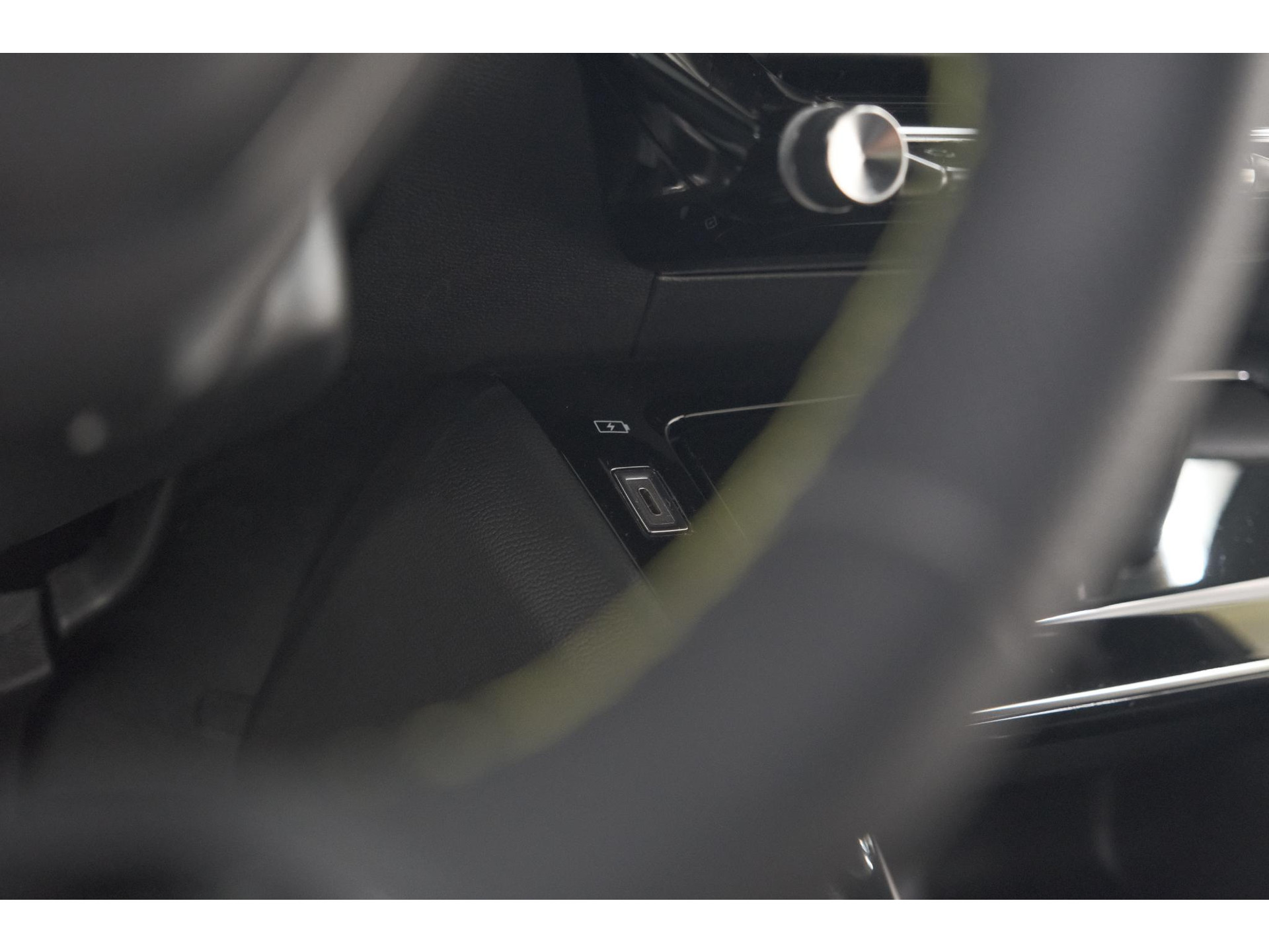 Peugeot 208 PureTech 100 GT | Camera | Apple Carplay | Parkeersensoren