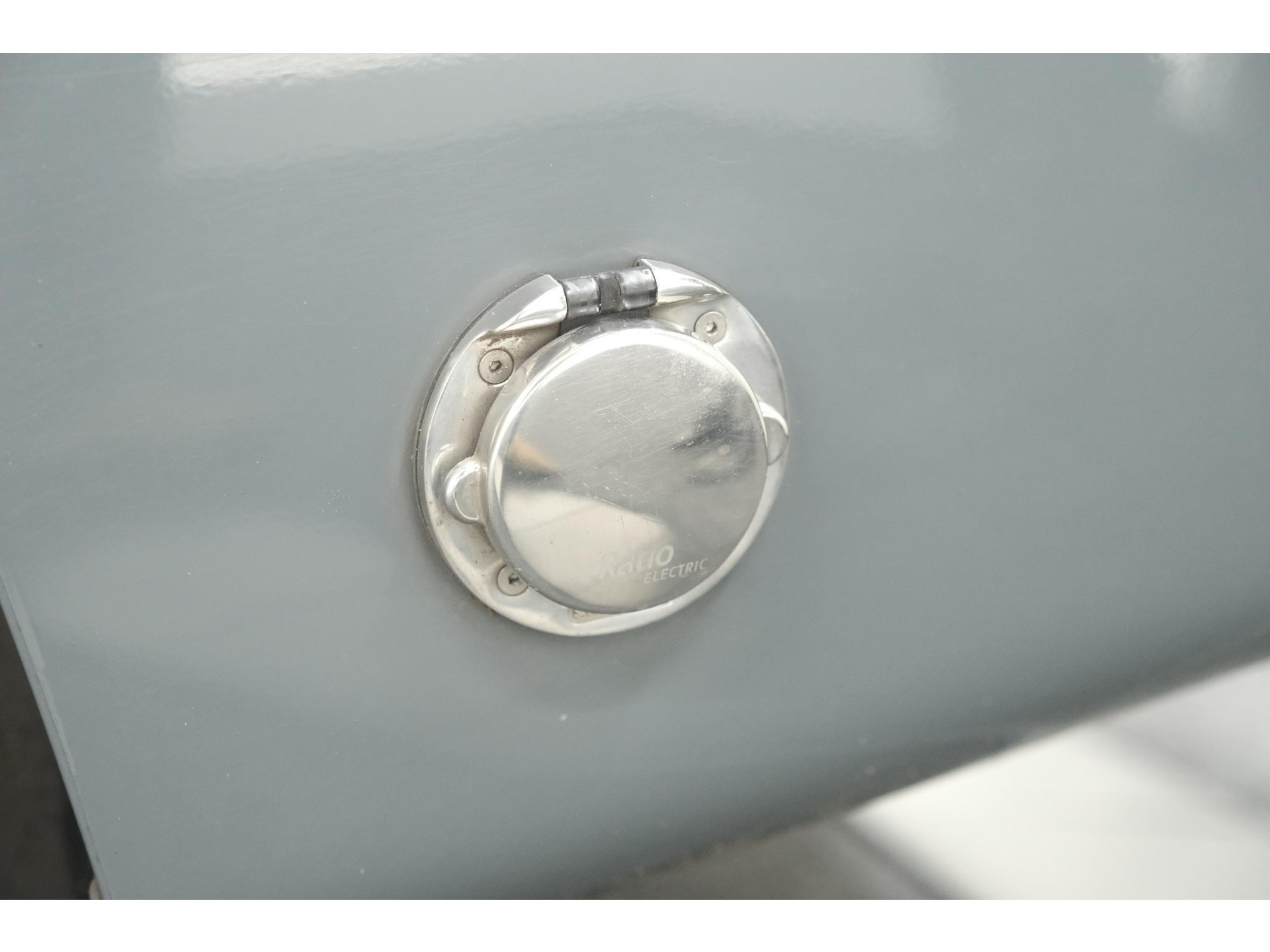 Renault Trafic 2.0 dCi 110 T30 L2H1 Work Edition | Trekhaak | Camera | Navigatie | Sidebars | Betimmering Laadruimte