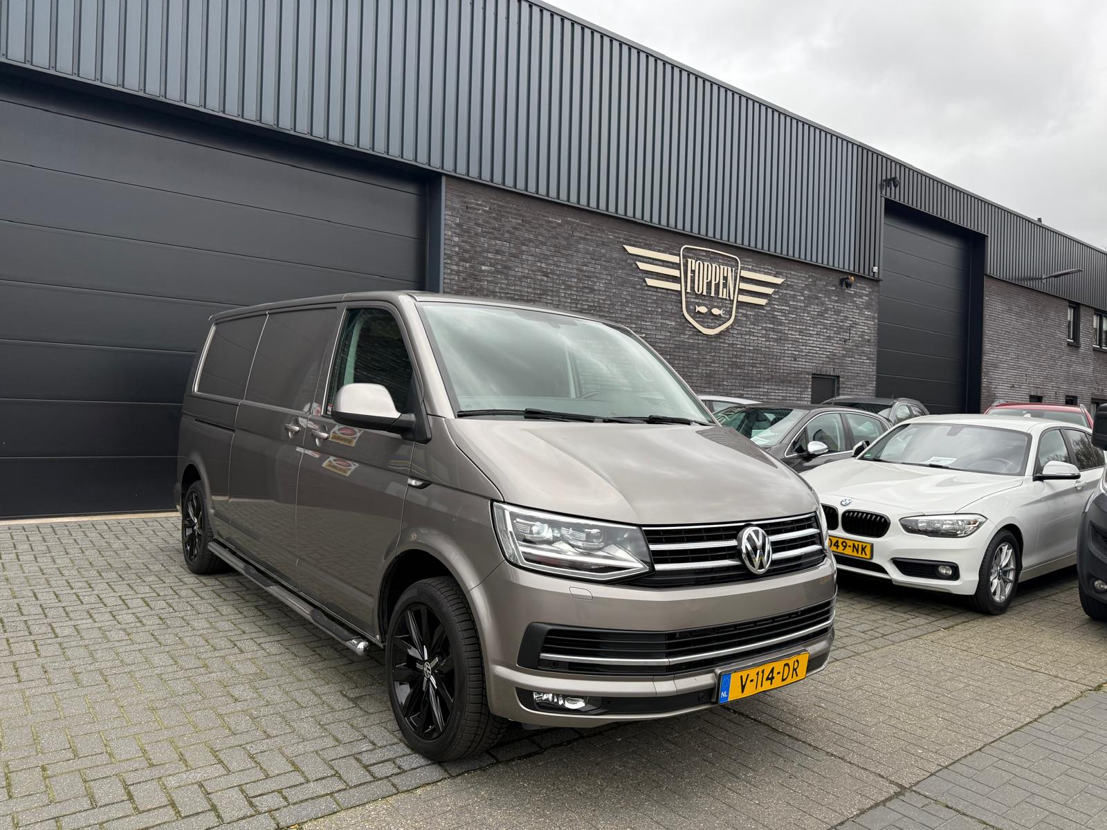 Volkswagen Transporter 2.0 TDI L2H1 DC Highline | 2E EIGENAAR | NW DISTR RIEM | NAVI | CAMERA | CRUISE |AIRCO |