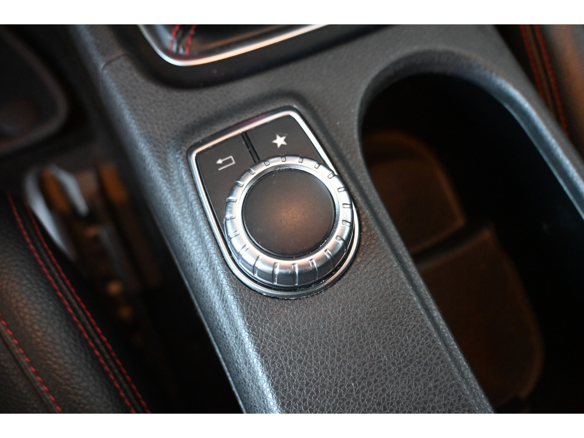 Mercedes-Benz CLA-klasse 180 AMG Night Edition Plus Clima Cruise Xenon LED Navigatie Inruil mogelijk