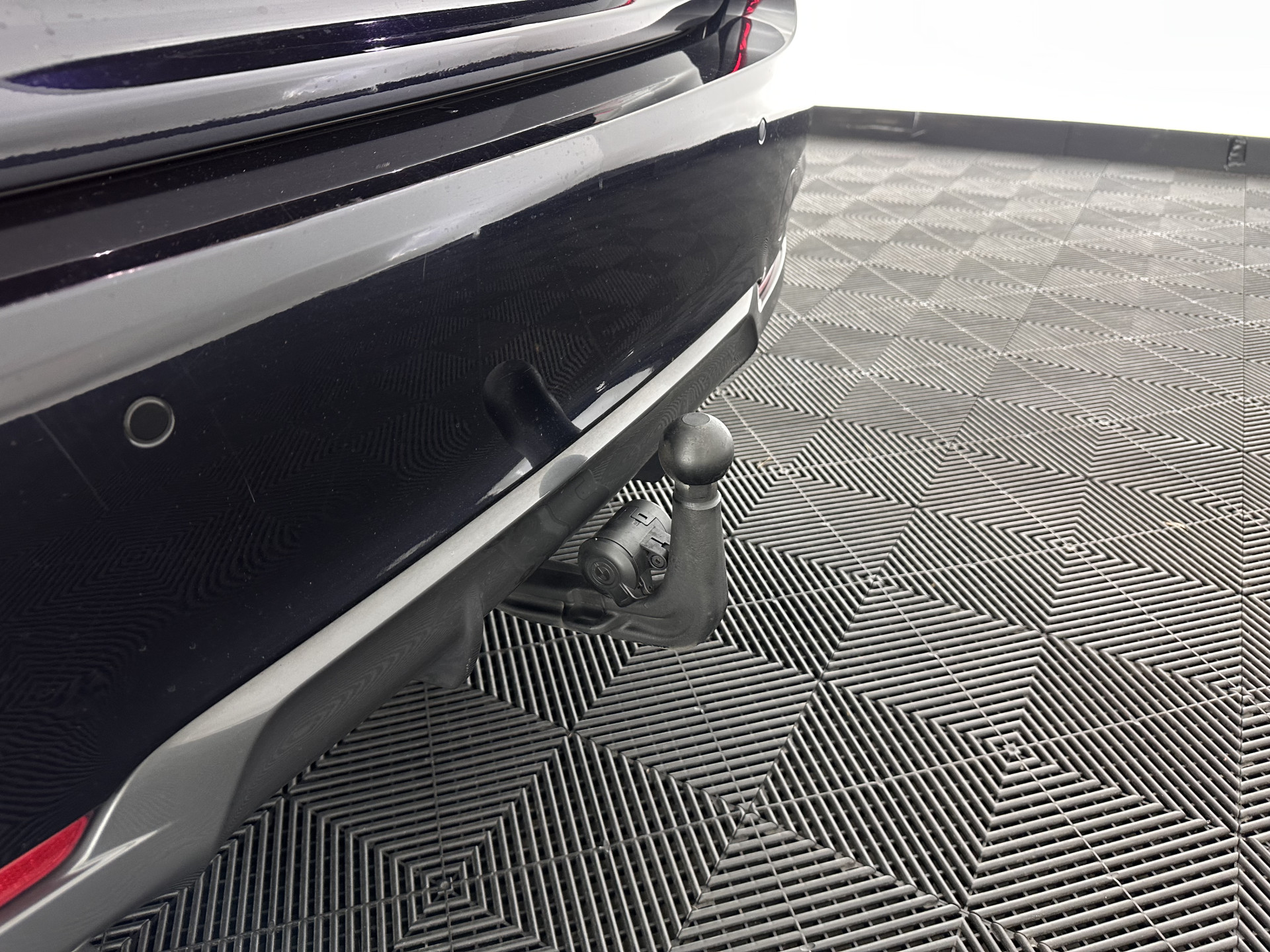 BMW 4-serie Gran Coupé 420i M-Sportpack High Executive Edition (INCL-BTW) Aut. *LEATHER | FULL-LED | DIGI-COCKPIT | HIFI-SOUND | HEATED-SPORTSEATS | DAB+ | CAMERA | SHIFTPADDLES | PRIVACYGLASS | HEAD-UP | TOWBAR | KEYLESS | CARBON-INLAY | 19''ALU*