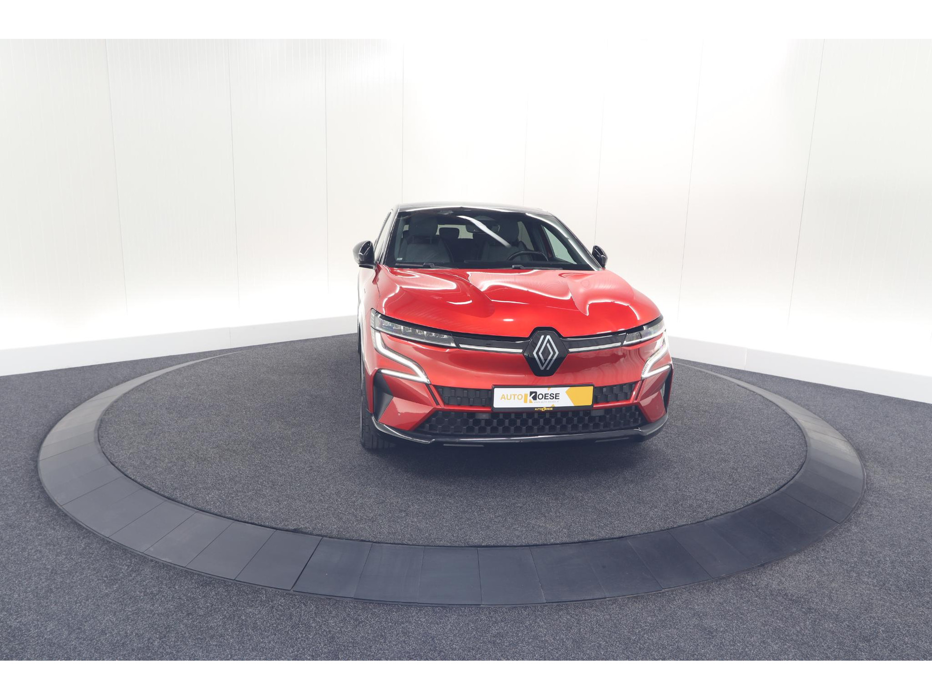 Renault Megane E-Tech EV60 220 Charge Techno | Adaptieve Cruise Control | Winterpakket | Dodehoekdetectie | Harman Kardon