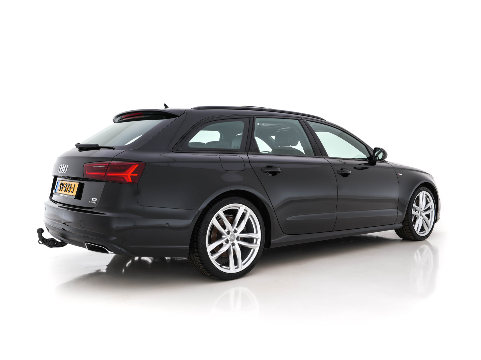 Audi A6 Avant 3.0 TDI Quattro S-Line Aut. *PANO | NAVI-FULLMAP | LEATHER-ALCANTARA | BI-XENON | BOSE-SURROUND | DAB | CAMERA | ECC | HEATED-SPORTSEATS | PDC | CRUISE | TOWBAR | KEYLESS | 20"ALU*
