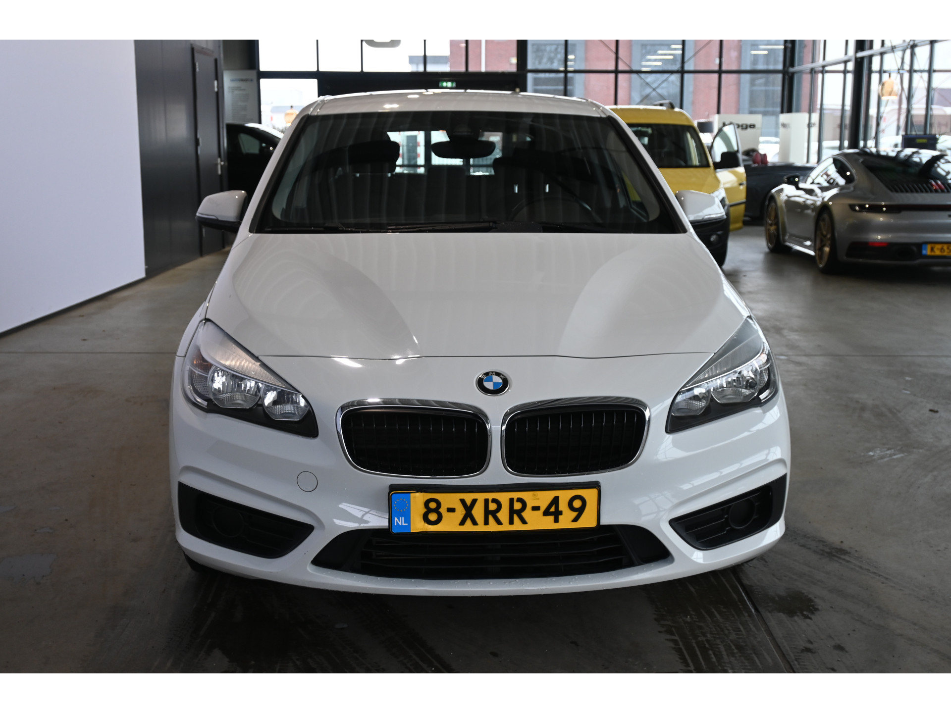 BMW 2-serie Active Tourer 218i Airco Trekhaak LED Lichtmetaal Rijklaarprijs Inruil Mogelijk!