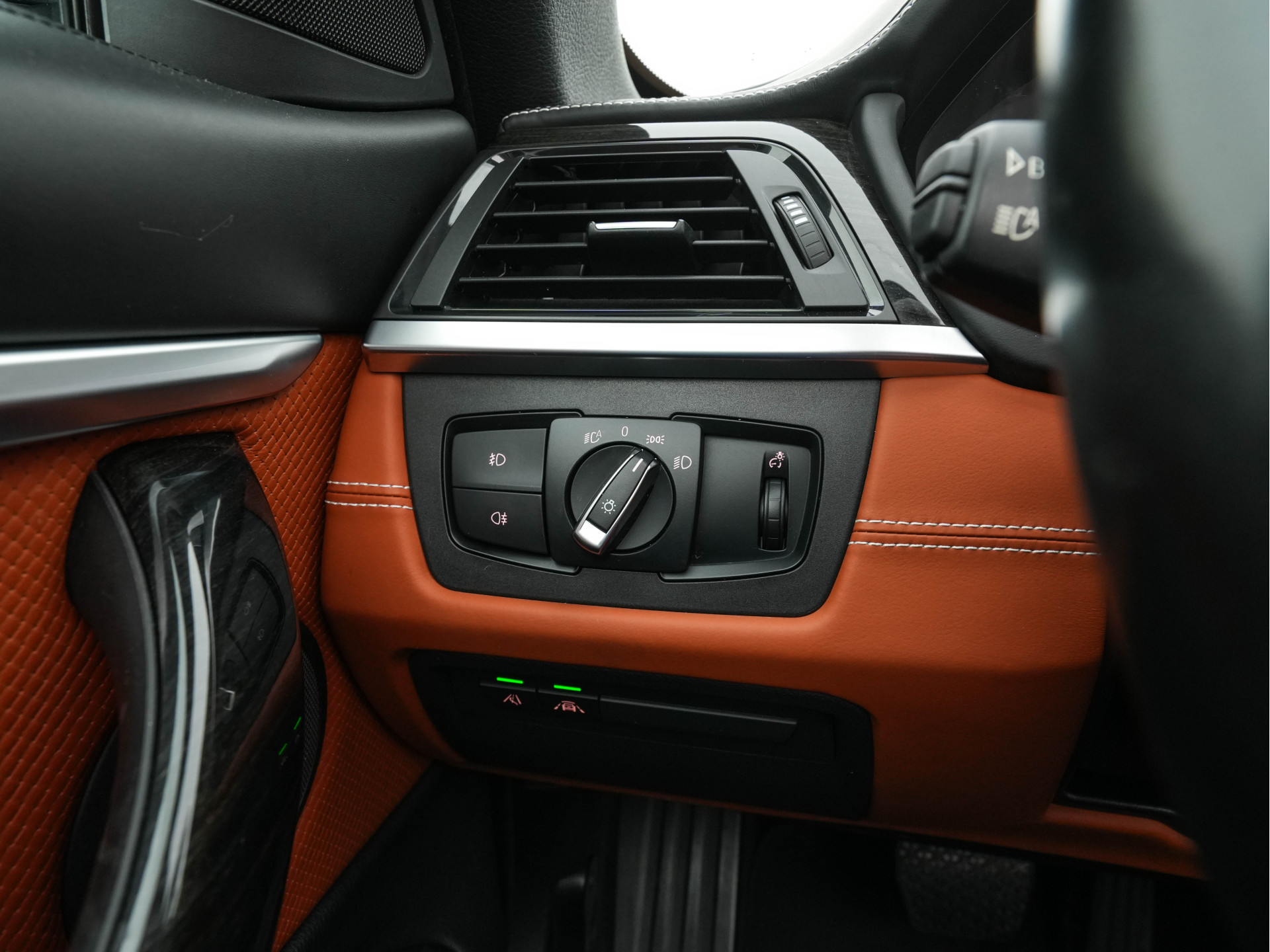 BMW 4-serie Cabrio 435d xDrive M-SportPack Centennial High-Executive Aut. *LEATHER | FULL-LED | ADAPTIVE-CRUISE | MEMORY-PACK | AIRSCARF | BLINDSPOT | HIFI-SOUND | KEYLESS | DAB+ | HEATED-SPORTSEATS | CAMERA | HEAD-UP | NAVI-FULLMAP | 19''ALU*