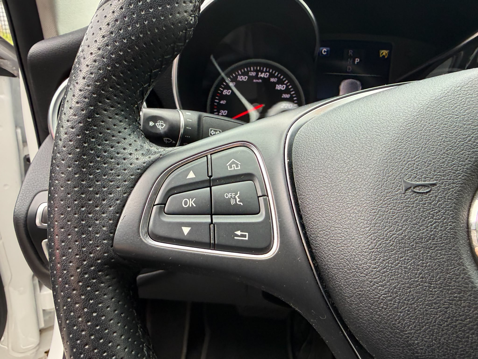 Mercedes-Benz C-klasse 200 Premium Plus | 1E EIGENAAR | 3/6/12MND GARANTIE| LED | CRUISE | SFEER | STOELVERWM. | NAVI |