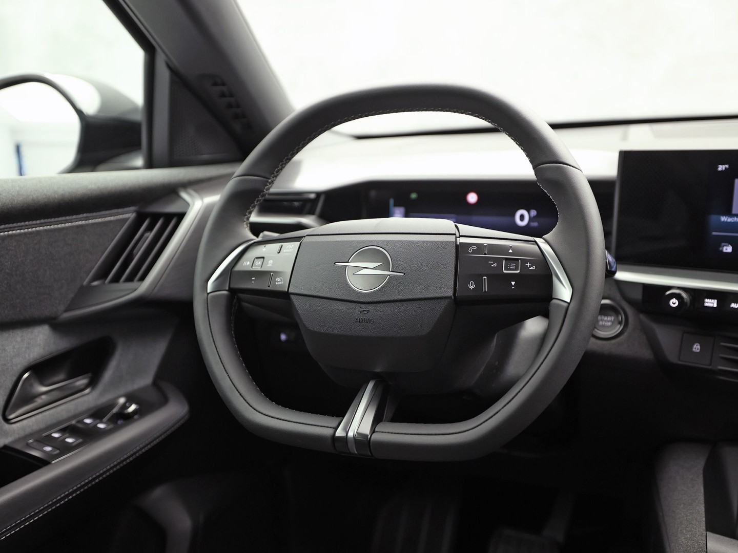 Opel Grandland X 1.2 Turbo Hybrid Sport Automaat (VIRTUAL COCKPIT, APPLE CARPLAY, GROOT NAVI, GETINT GLAS, SPORTSTOELEN, ADAPTIVE CRUISE, KEYLESS, SPORTSTUUR, GETINT GLAS, NIEUWSTAAT)