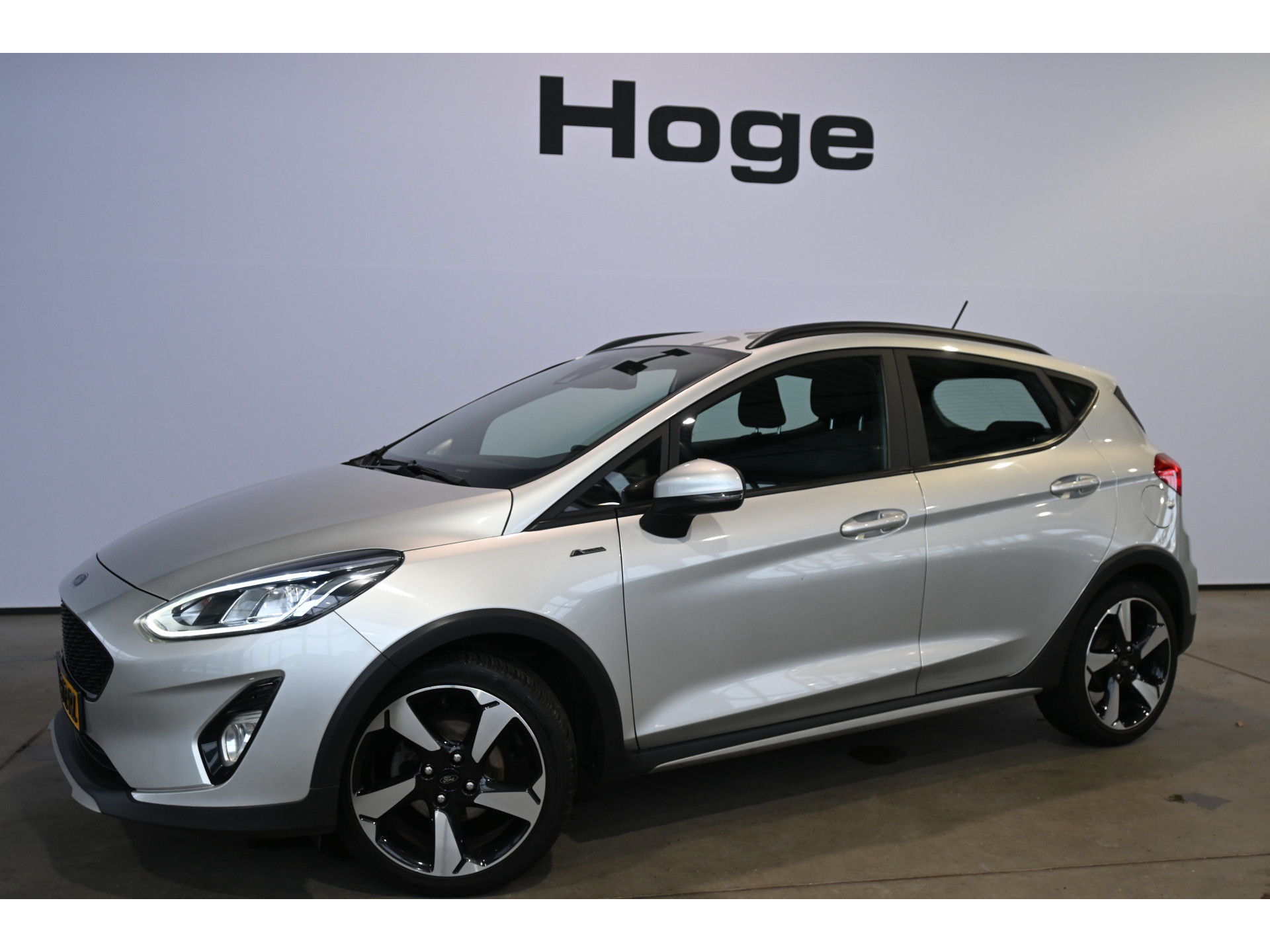 Ford Fiesta 1.0 EcoBoost Hybrid Active X Navigatie Caplay Stoel/Stuurverwarming Goed Onderhouden! Inruil Mogelijk!