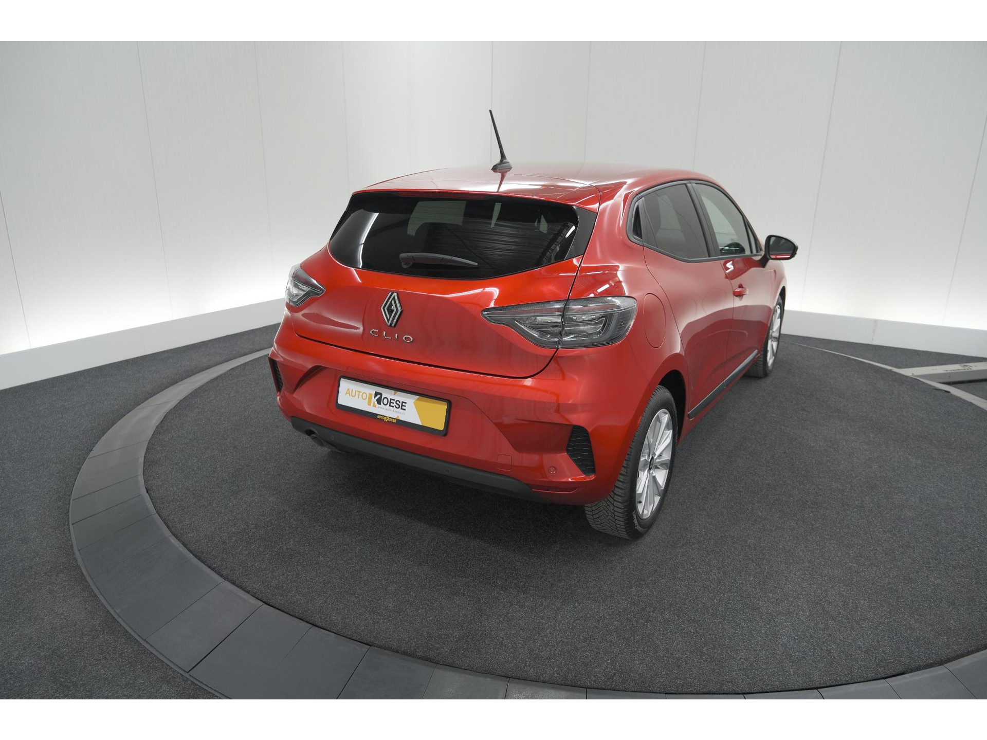 Renault Clio TCe 90 GPF Evolution | Camera | Navigatie | Apple Carplay | Parkeersensoren | Stoelverwarming