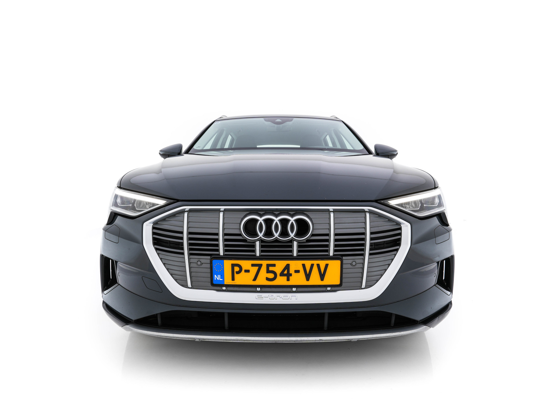 Audi e-tron 55 quattro Advanced edition Plus 95 kWh (3-Fase-11 kW) {SOH-93%} (INCL-BTW) Aut.*HEATPUMP | LEATHER | ADAPTIVE-CRUISE | FULL-LED | DIGI-COCKPIT | KEYLESS | MEMORY-PACK | CAMERA | NAVI-FULLMAP | SHIFTPADDLES | DAB+ | HEATED-COMFORTSEATS | DRIVE