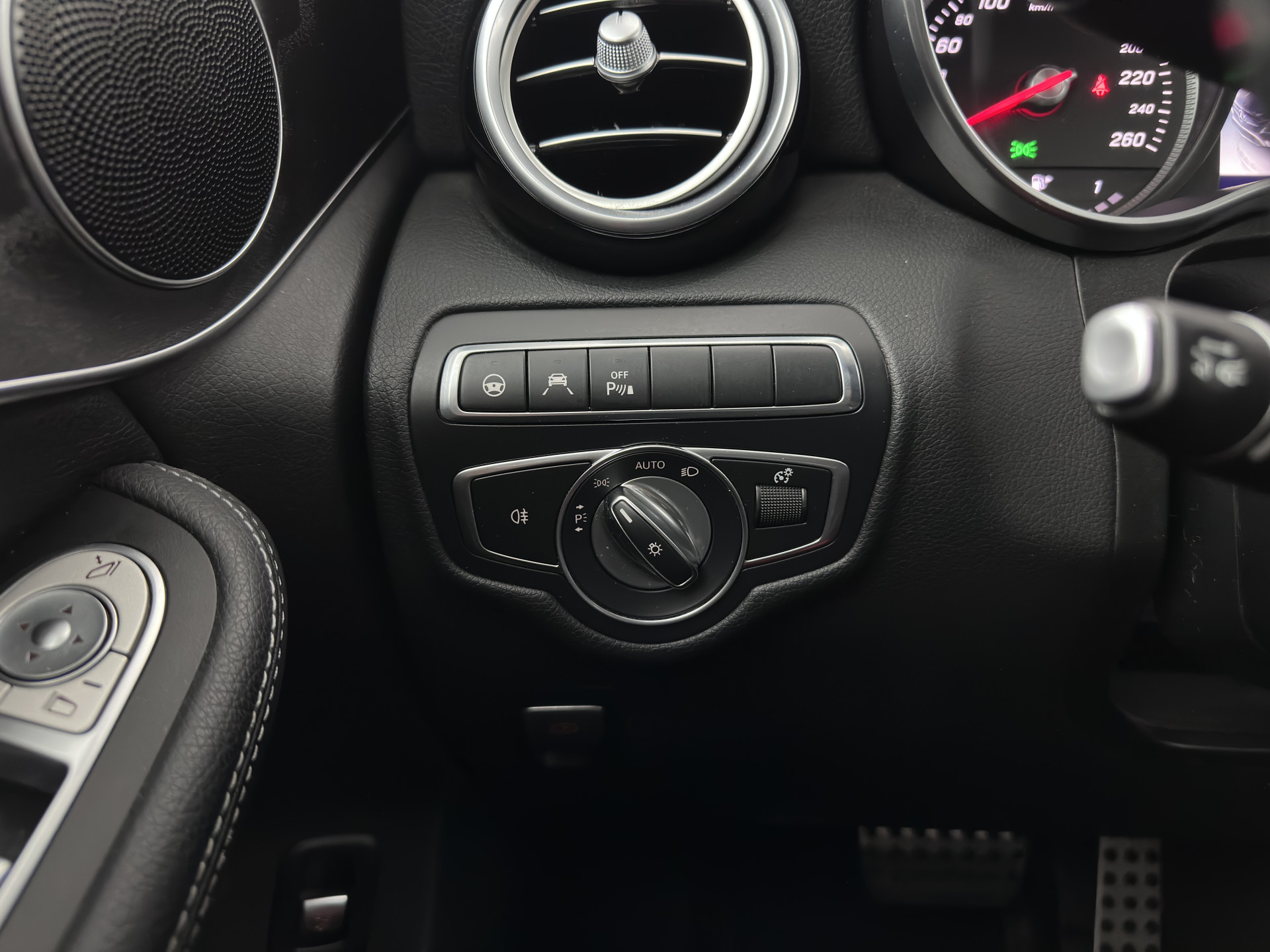 Mercedes-Benz GLC-klasse 350e 4MATIC Premium Plus Plug-in Aut. *LEATHER | FULL-LED | BLIND-SPOT | HEATED-SPORTSEATS | CAMERA | KEYLESS | AIR-SUSPENSION | ADAPTIVE-CRUISE | PRIVACY-GLASS | NAVI-FULLMAP | 20''ALU*