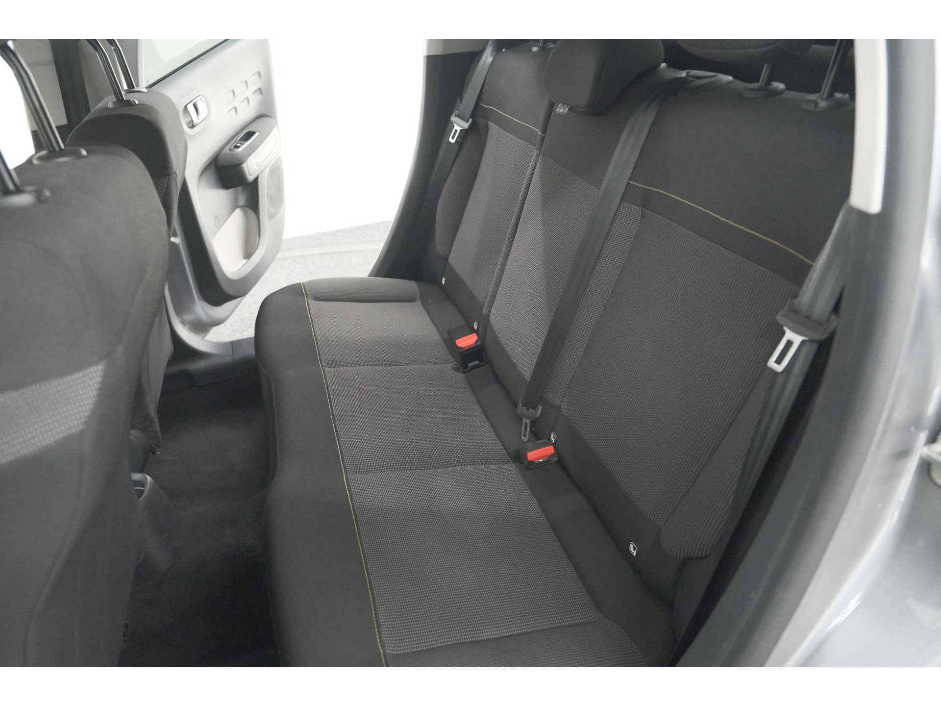 Citroen C3 PureTech 110 Max | Keyless entry/start | Camera | Navigatie | Parkeersensoren | Apple Carplay