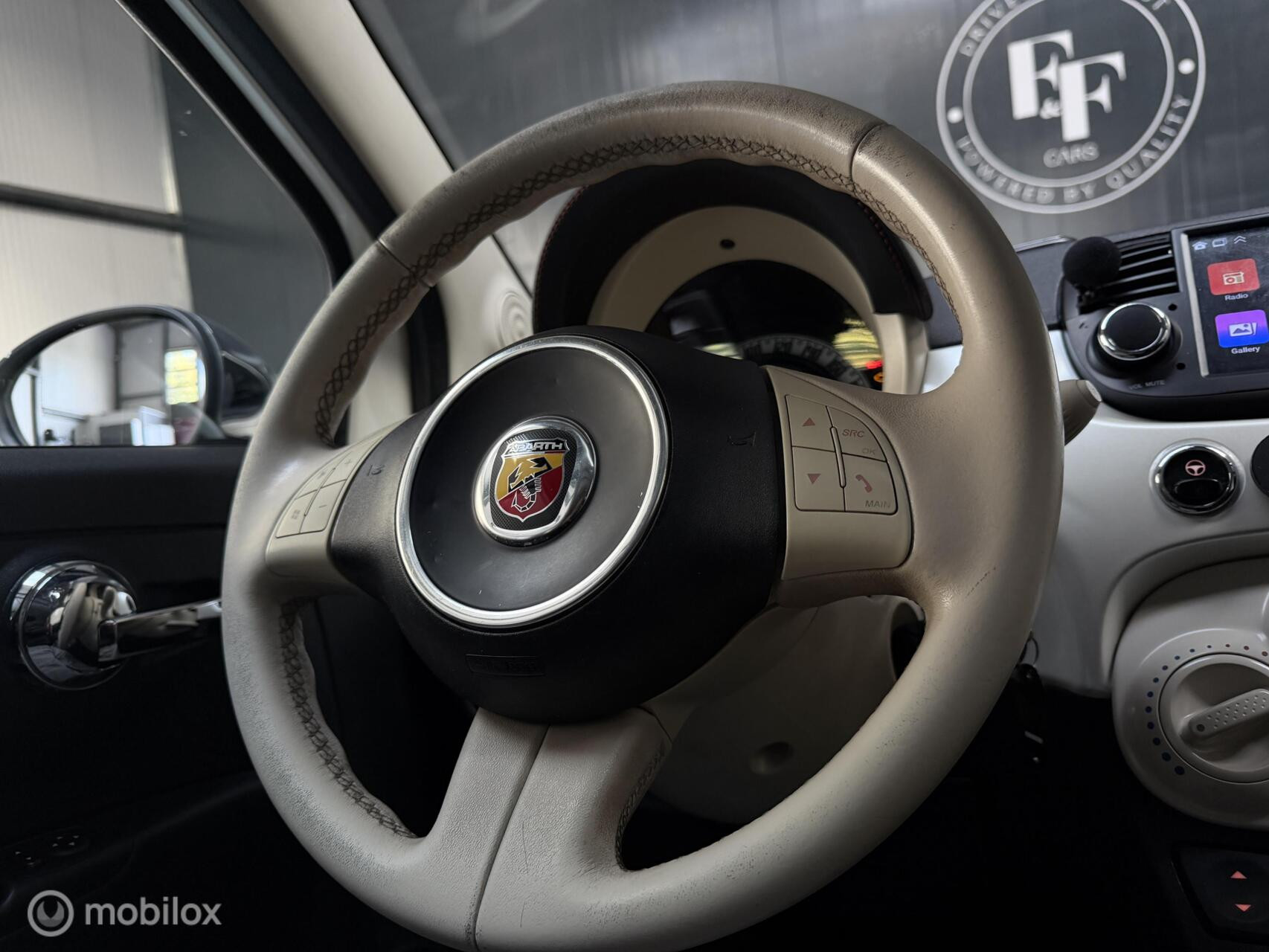 Fiat 500 1.2 Lounge|Automaat|Panodak|Leder|CarPlay|Abarth Look