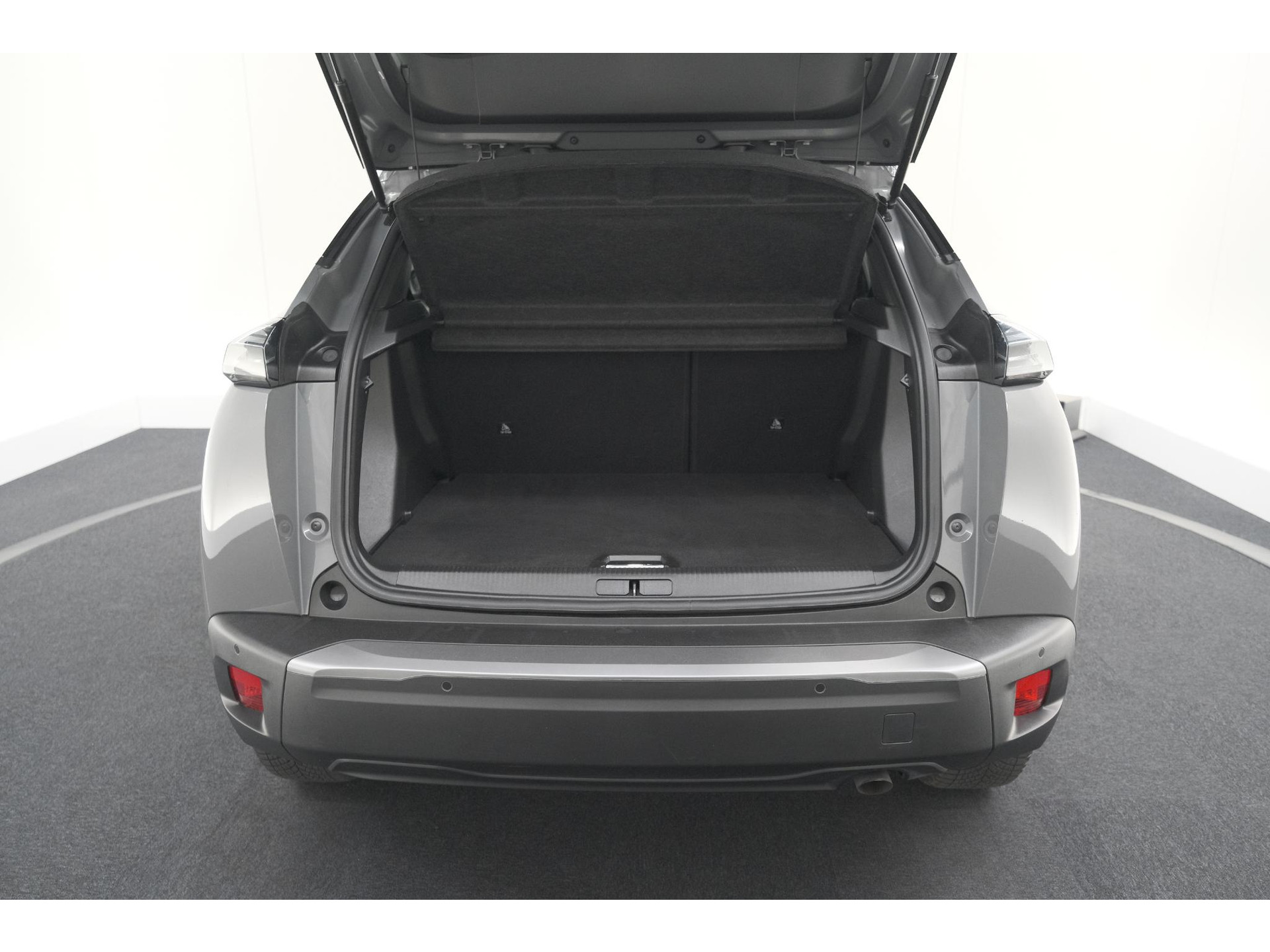 Peugeot 2008 PureTech 100 Allure | Allseason Banden | 360 Camera | Adaptieve Cruise Control | Dodehoekdetetie | Navigatie