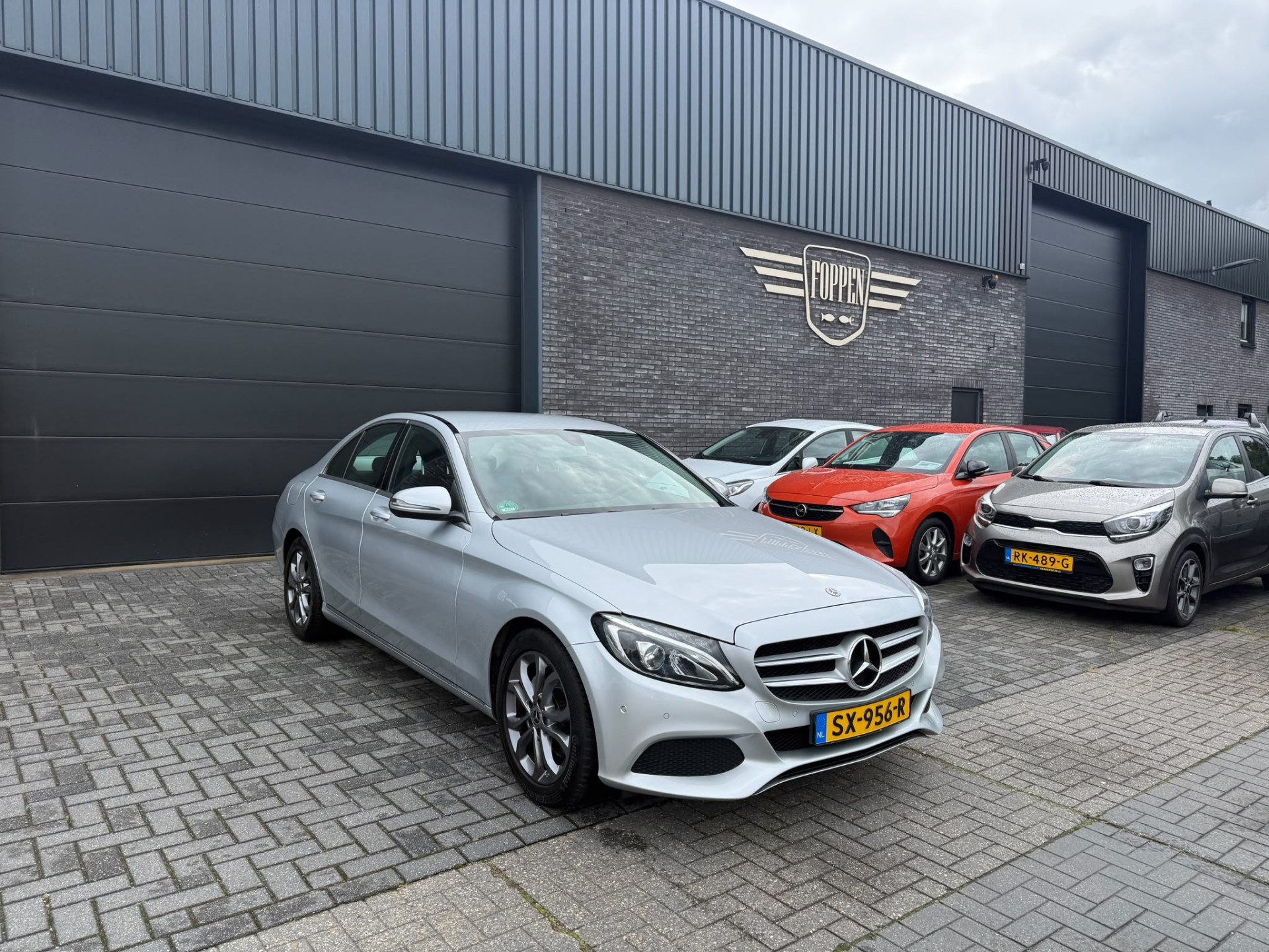 Mercedes-Benz C-klasse 180 Business Solution | 2E EIGENAAR |3/6/12MND GARANTIE | AUTOMAAT | CRUISE | LED | CAMERA | STOELVERW. | NAVI |