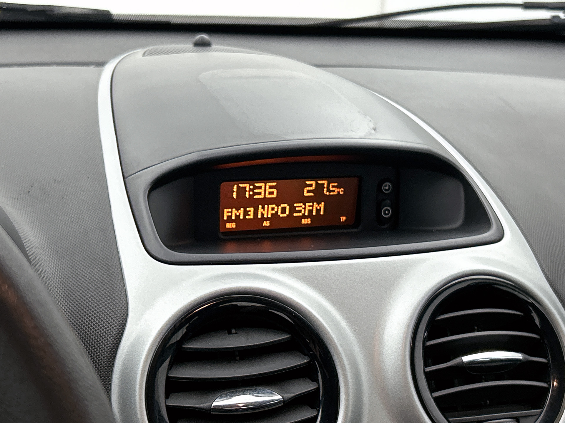 Opel Corsa 1.4-16V 90PK Enjoy | AIRCO | CRUISE CONTROL | Zeer mooie auto | Elektr. ramen + spiegels