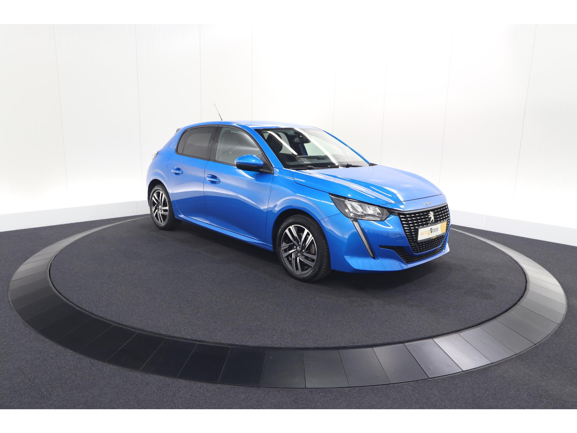 Peugeot 208 PureTech 100 Allure | Trekhaak | Camera | Apple Carplay | Navigatie | Parkeersensoren