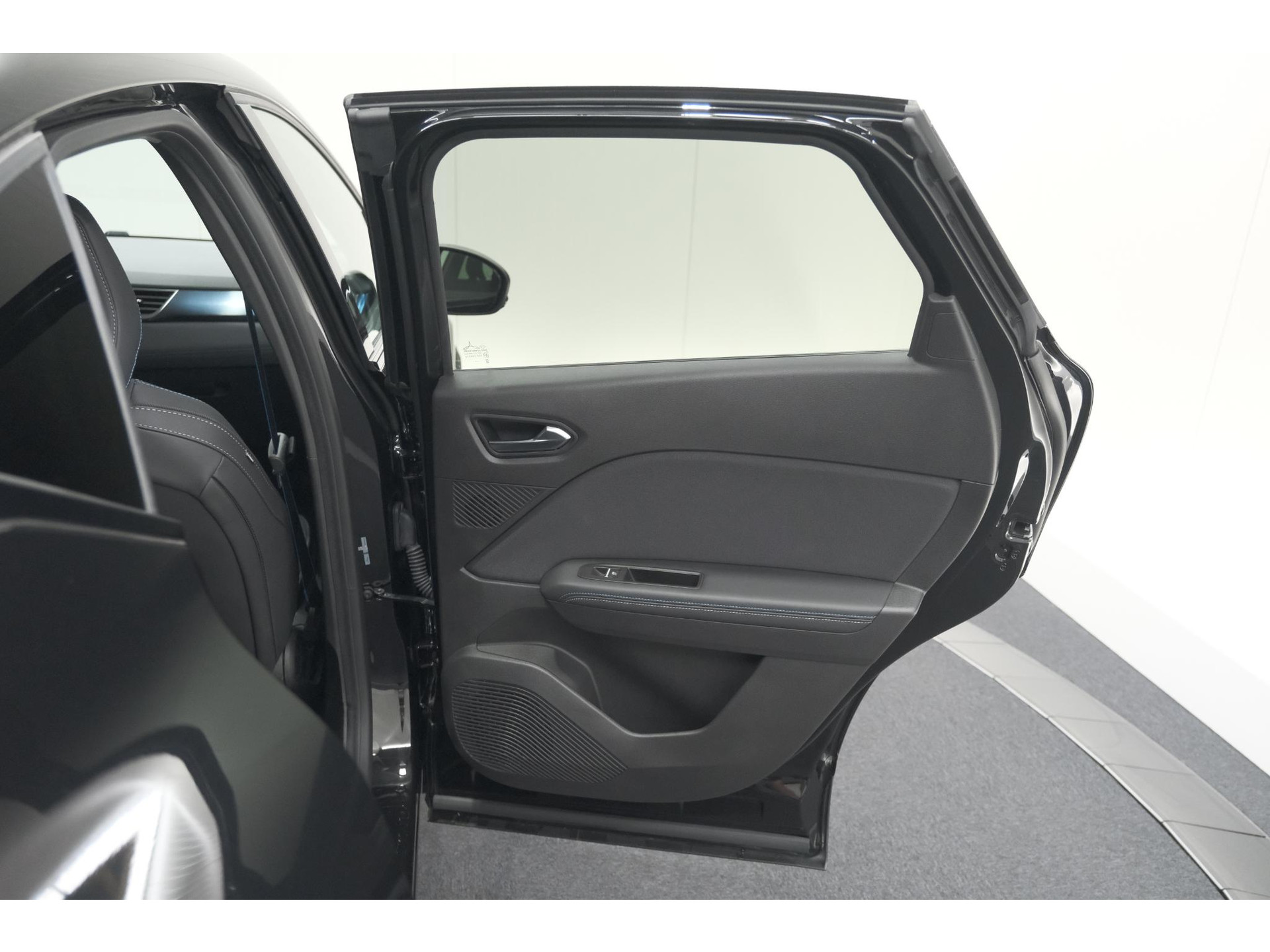 Renault Captur 1.8 E-Tech Full Hybrid 160 Esprit Alpine | Rondom Camerazicht | Dodehoekdetectie | Adaptieve Cruise Control