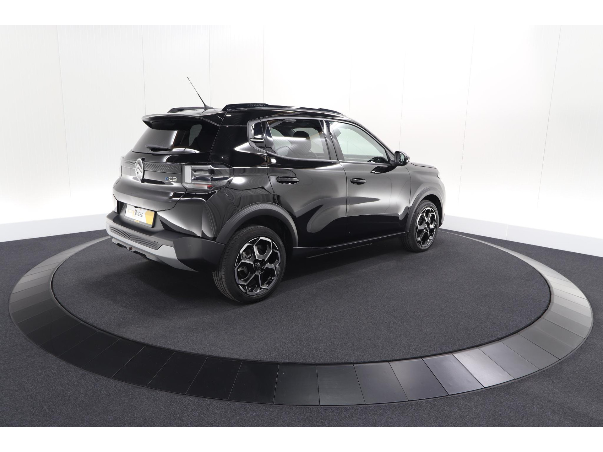 Citroen Ë-C3 Max 113pk 44 kWh | 7 KW Laadfunctie | Camera | Navigatie | Apple Carplay | Parkeersensoren