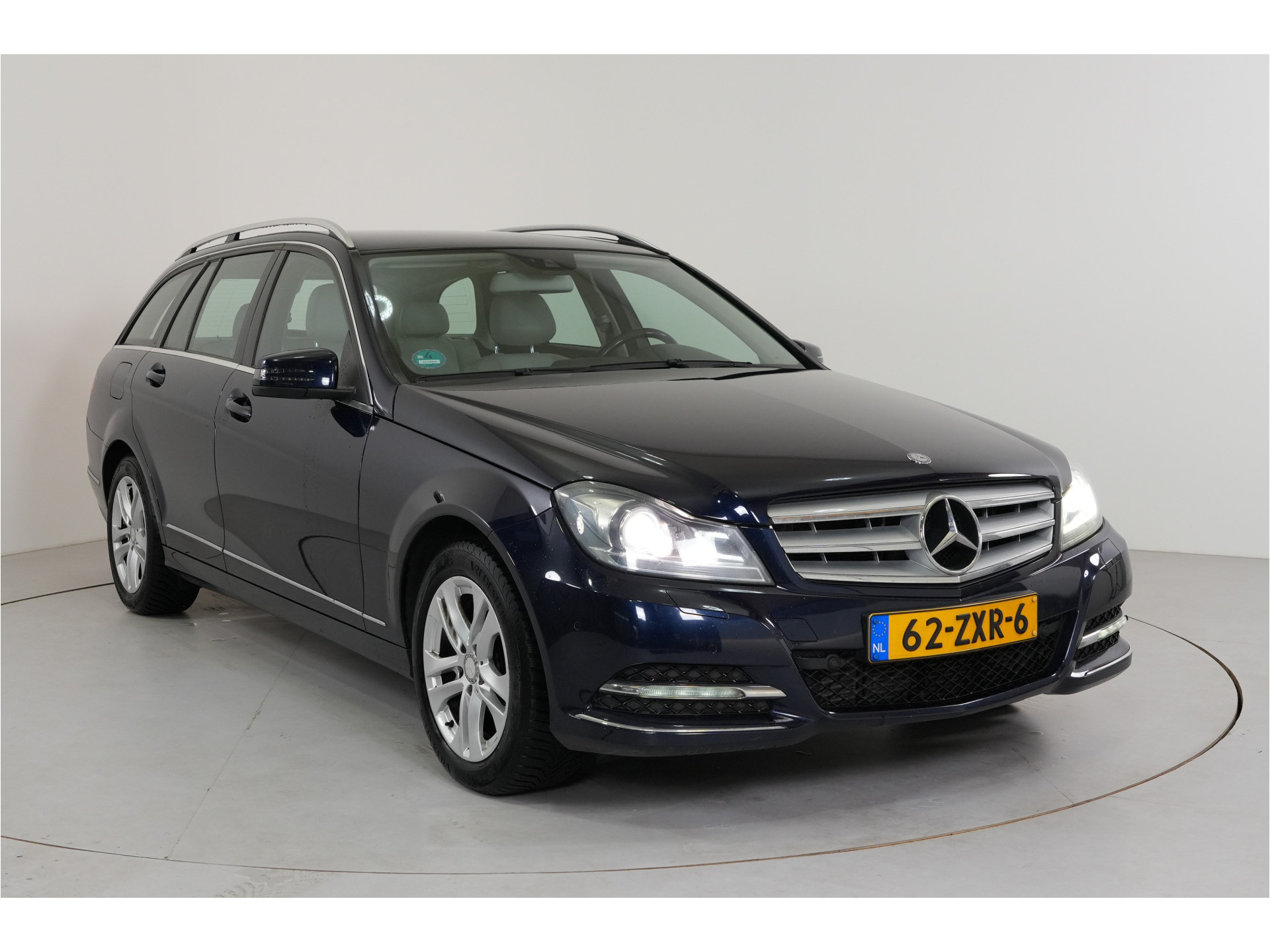 Mercedes-Benz C-klasse Estate 180 Ambition Avantgarde | Trekhaak | El. Stl. verst. | Navi | Cruise | PDC | Bluetooth |