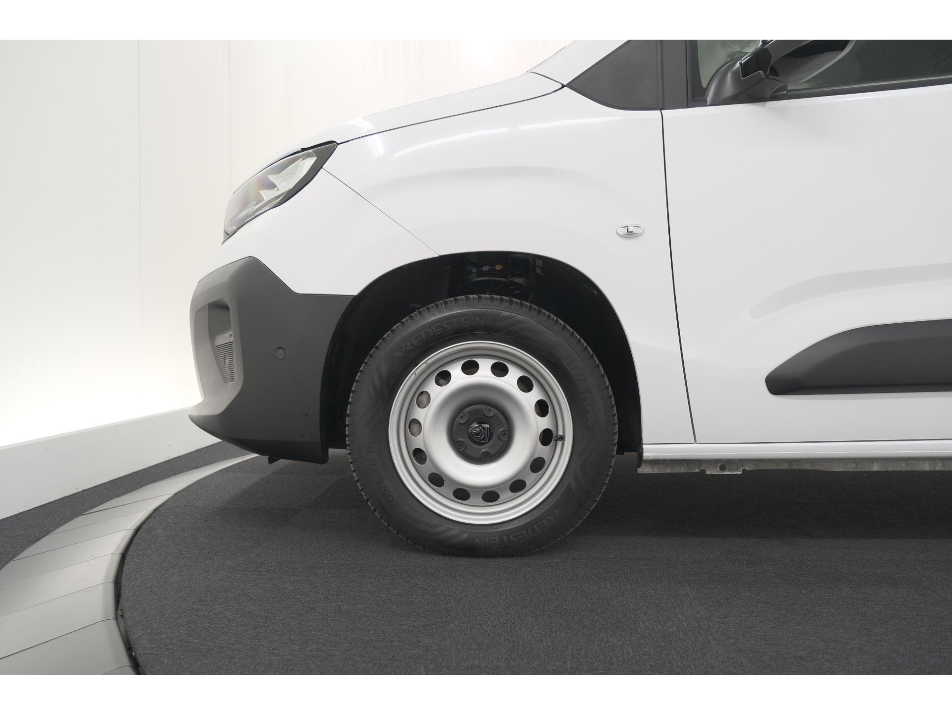 Peugeot Partner 1.5 BlueHDi 130 EAT8 S&S L2 | Trekhaak | Camera | Betimmering Laadruimte