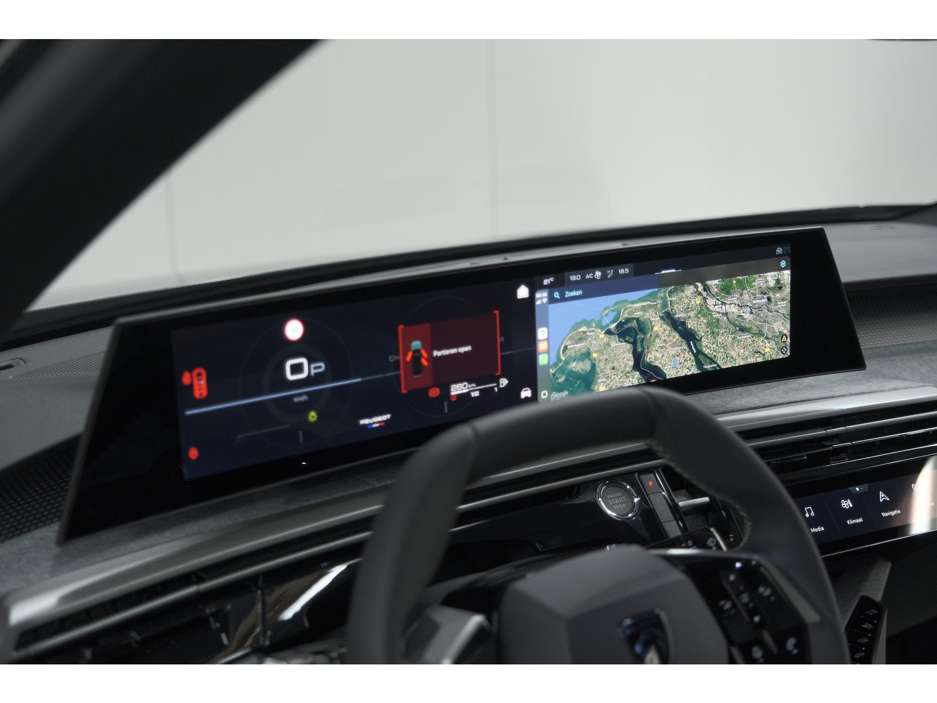 Peugeot 5008 HYbrid 145 e-DCS6 GT | Panoramadak | Camera | Elektrische Achterklep | Adaptieve Cruise Control