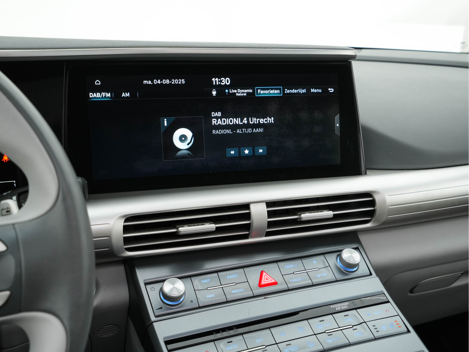 Hyundai NEXO FCEV Plus Pack [ HYDROGENIUM ] (INCL-BTW) Aut. *PANO | LEATHER | NAVI-FULLMAP | ADAPTIVE-CRUISE |  FULL-LED | KEYLESS | DAB |  KRELL-AUDIO | DIGI-WIDESCREEN-COCKPIT | SURROUND-VIEW | SHIFT-PADDLES | COMFORT-SEATS |