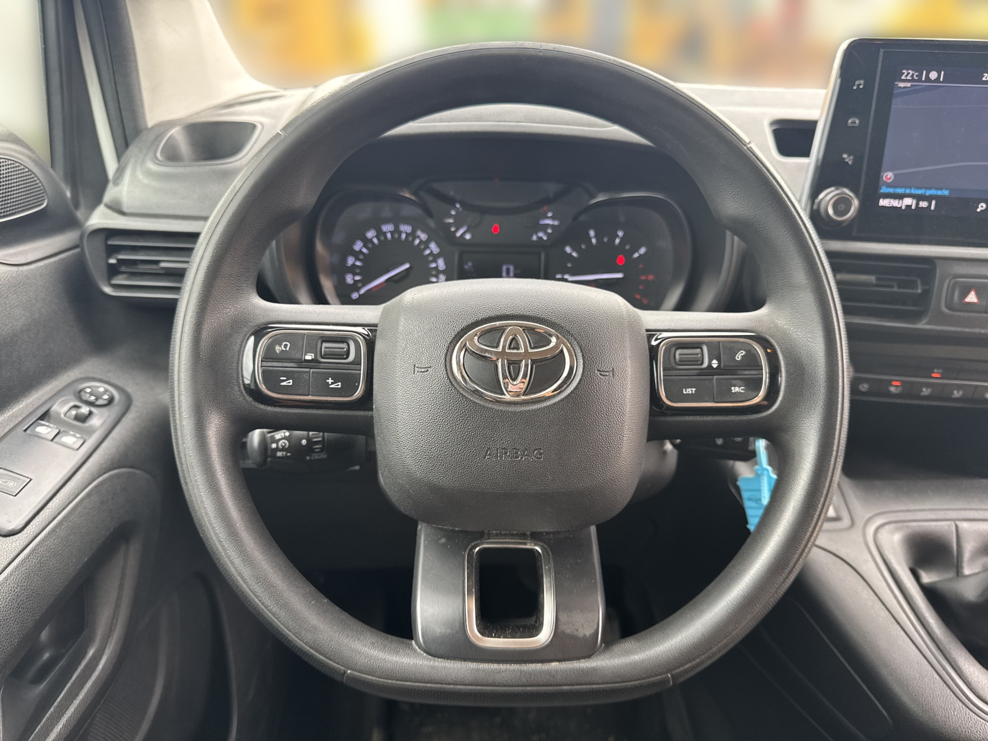 Toyota ProAce City 1.2T 110 PK **Benzine** L1 Navigatie Climate control Camera Carplay Cruise control Parkeersensoren v+a Gasoline Benzin