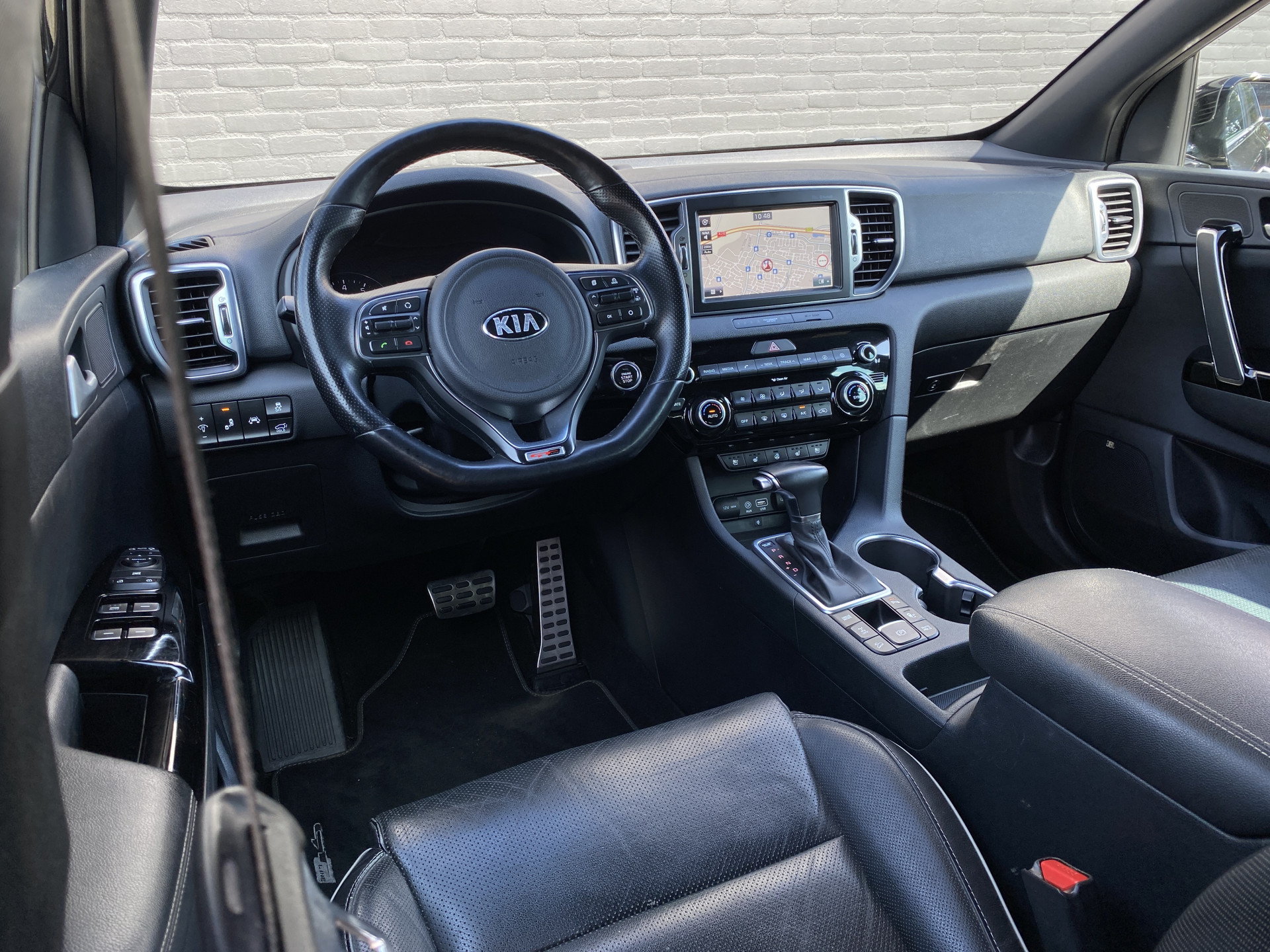 Kia Sportage 1.6 T-GDI 4WD 177 pk GT-Line PlusLine AUT. | dealer onderh. | leder interieur | trekhaak | navigatie | elektr. stoelen