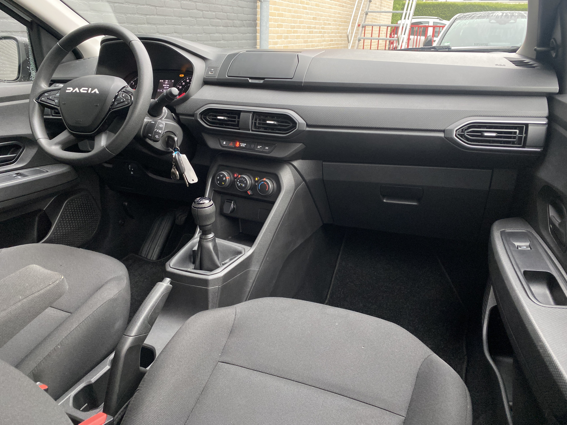 Dacia Sandero 1.0 TCe LPG 100 ECO-G Essential | 1e eigenaar | dealer onderhouden | airco | cruise control | dab audio | BTW auto