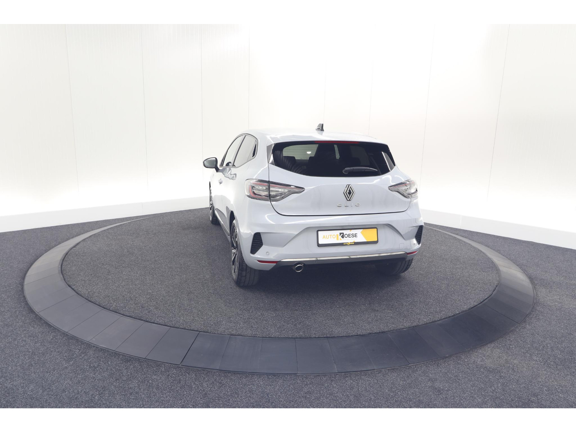 Renault Clio TCe 90 GPF techno | 360 Camera | Adaptieve Cruise Control | 9.3 Inch Groot Scherm