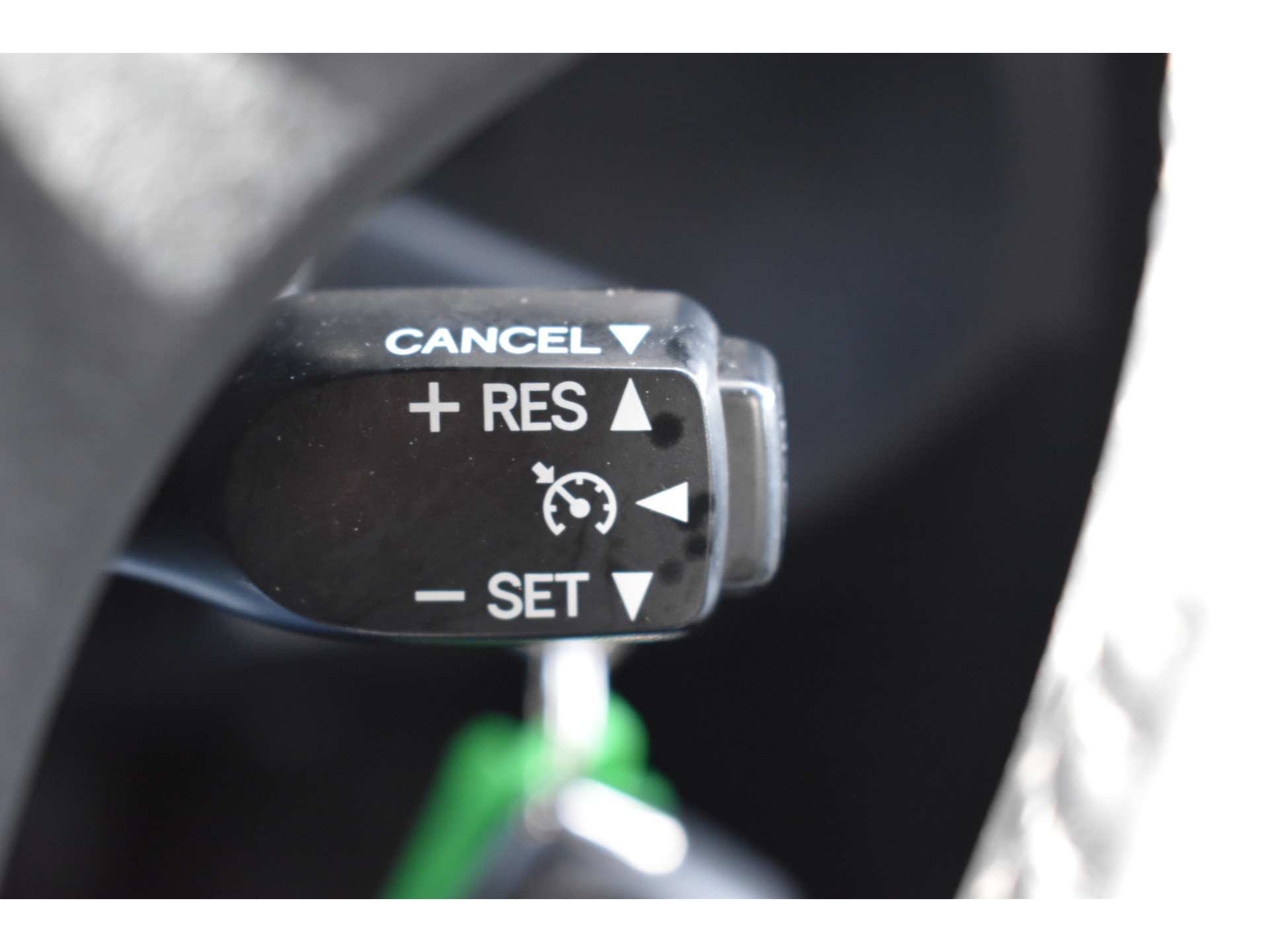 Toyota Auris Touring Sports 1.2T Aspiration Limited Navi Trekhaak Parkeer camerafoto’s volgen