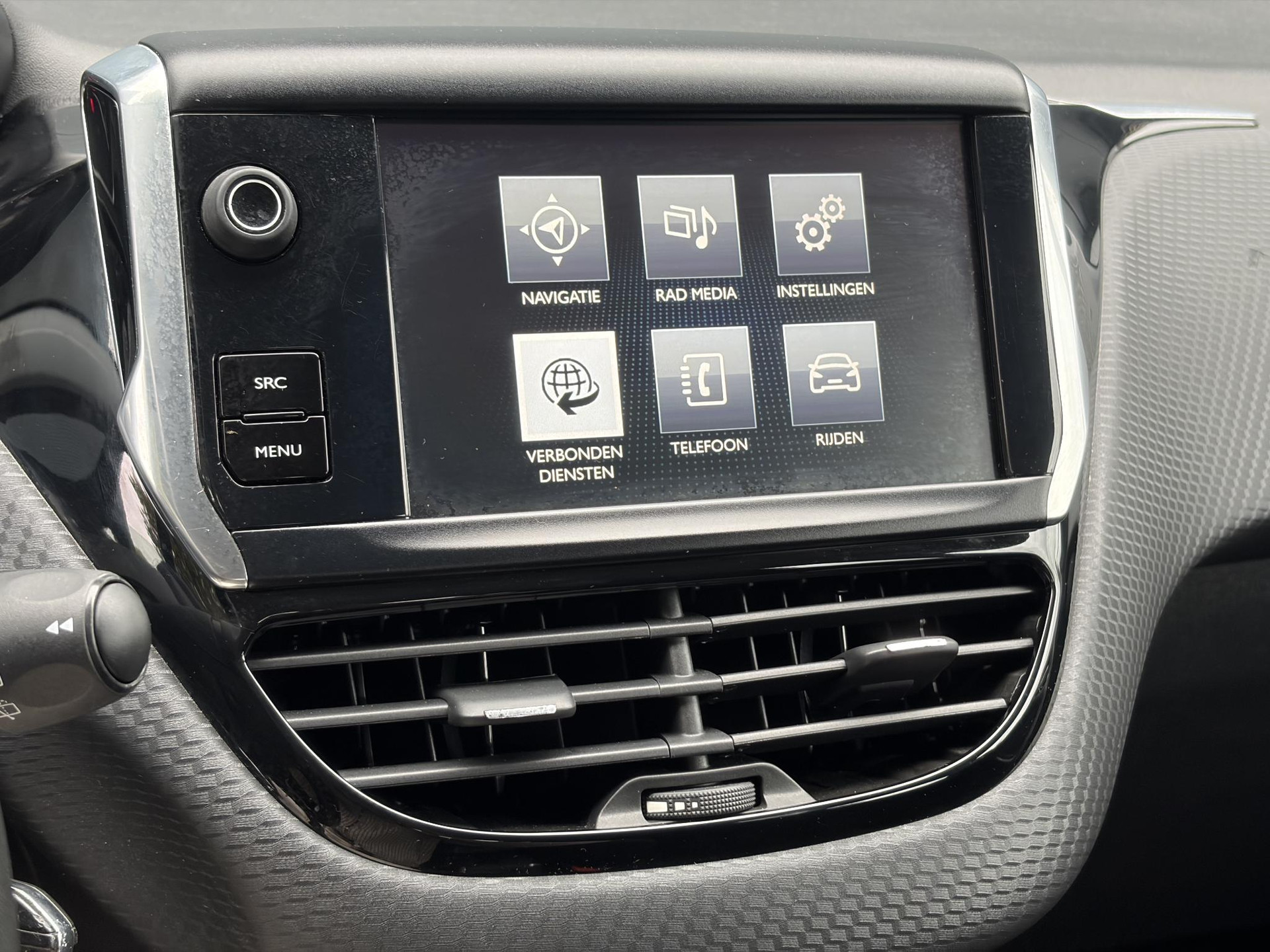 Peugeot 2008 1.2 PureTech Blue Lion ✓D-riem vv in 10-2025✓Navi✓110pk✓Carplay✓Airco✓Cruise✓Pdc✓N.A.P✓Apk tot 12-2026
