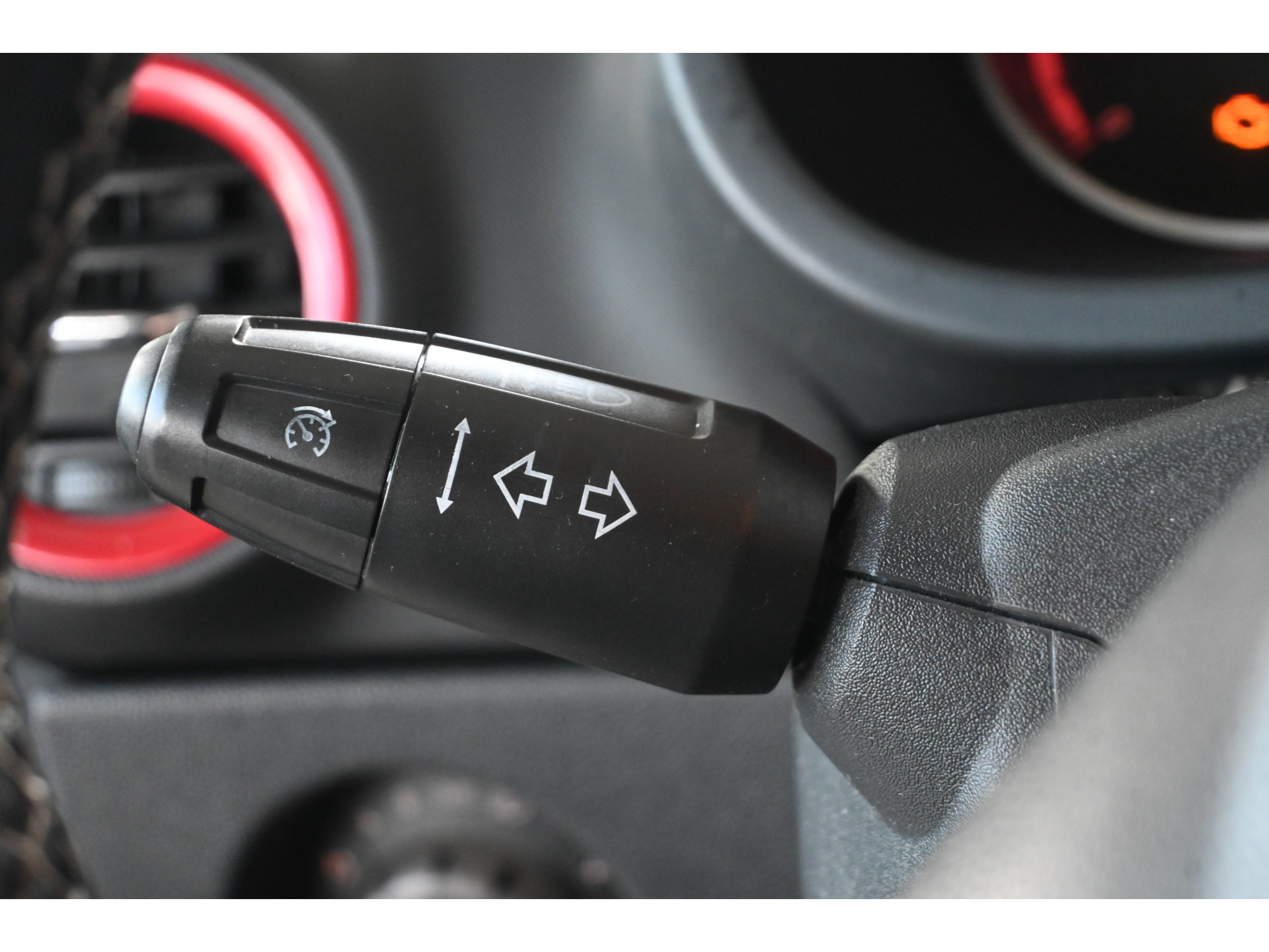 Opel Corsa 1.6-16V GSI 150 PK! Cruise control Lichtmetaal Navigatie Xenon Elektrisch Pakket Inruil Mogelijk!