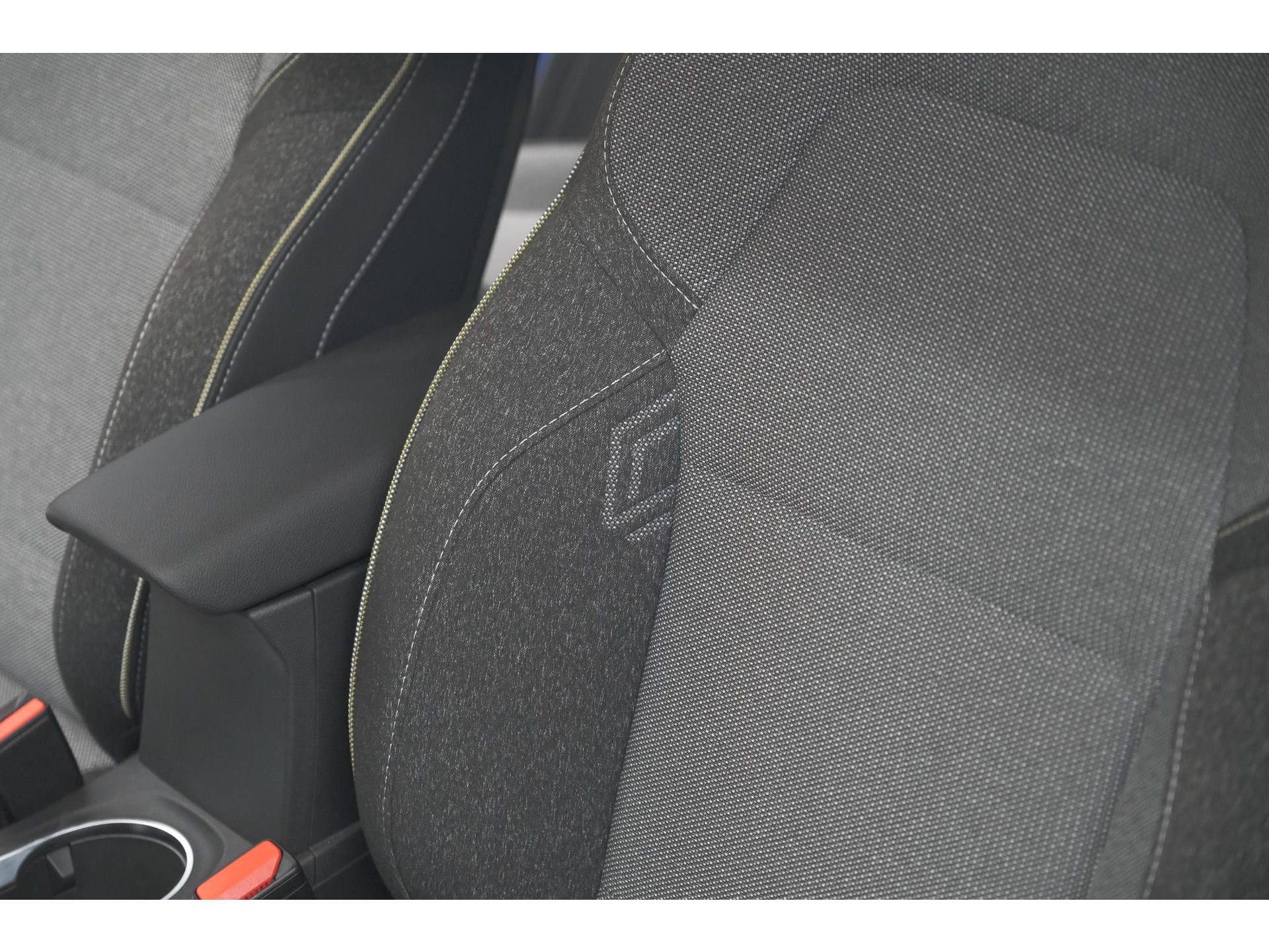 Renault Captur Mild Hybrid 160 techno | Pack Winter | Camera | Adaptieve Cruise Control | Apple Carplay