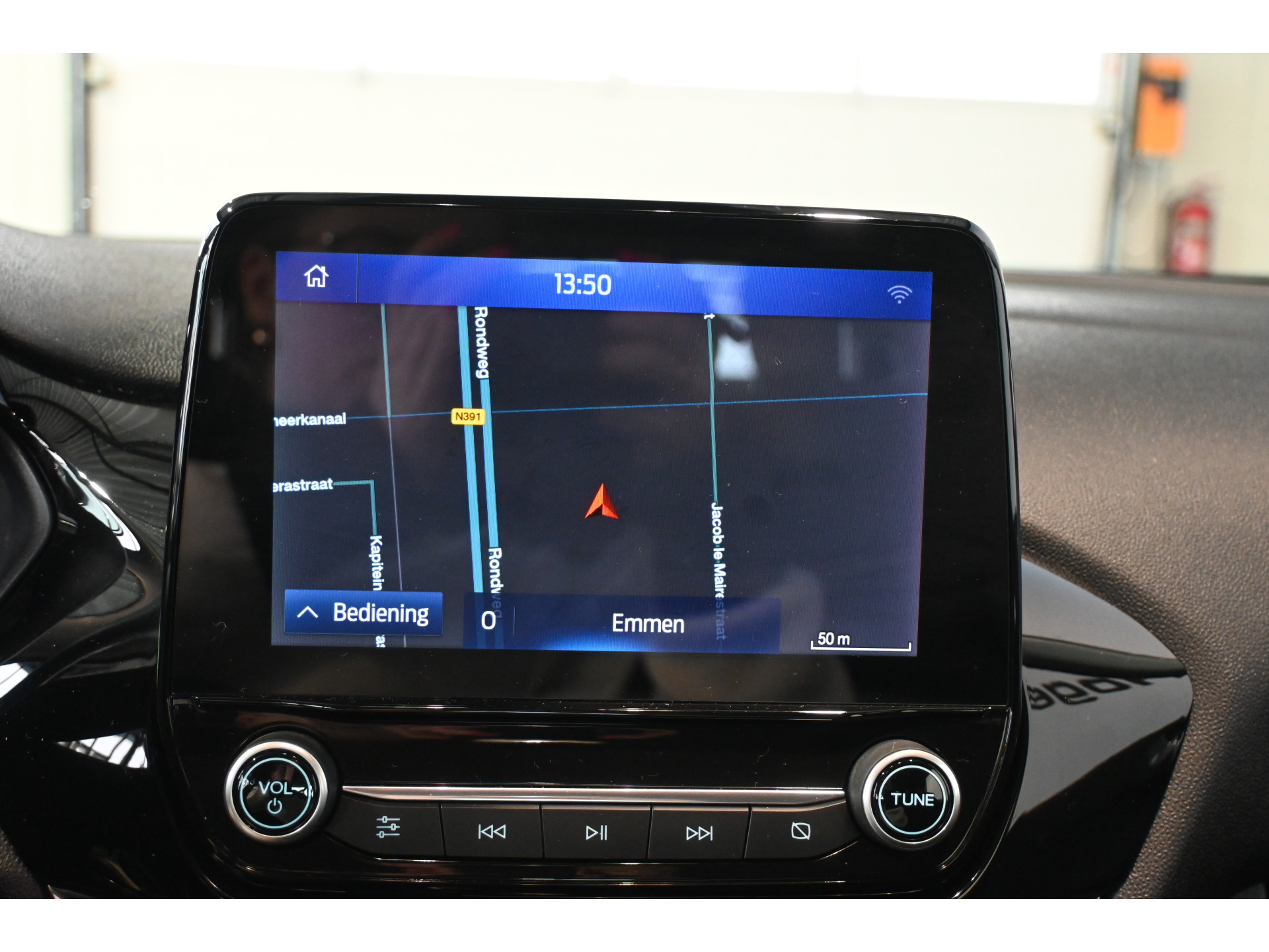 Ford Fiesta 1.0 EcoBoost Titanium Automaat Clima Navigatie LED Carplay Rijklaarprijs Inruil Mogelijk!