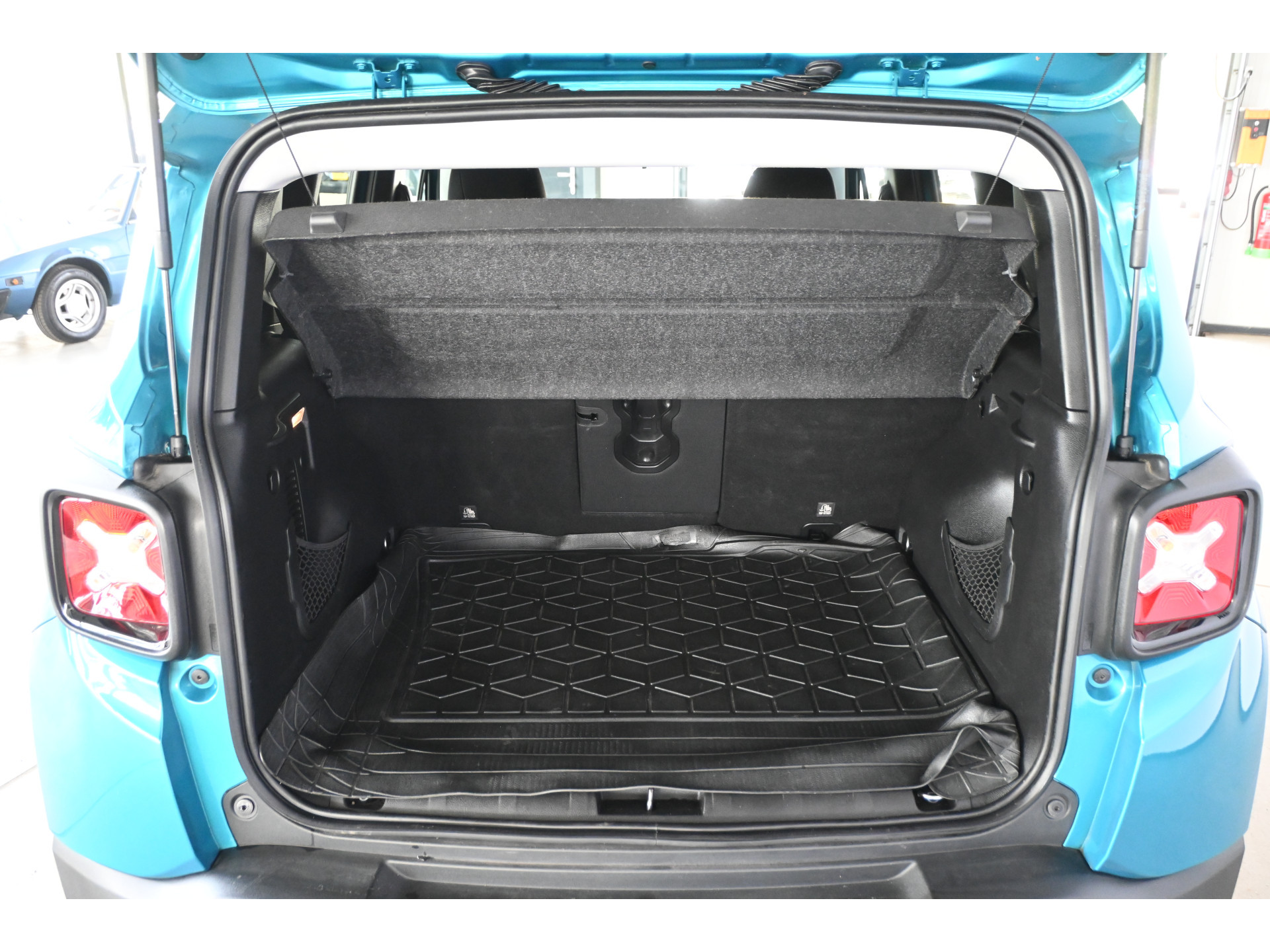 Jeep Renegade 1.0T Freedom Airco Navigatie Cruise Control Rijklaarprijs! Inruil Mogelijk!