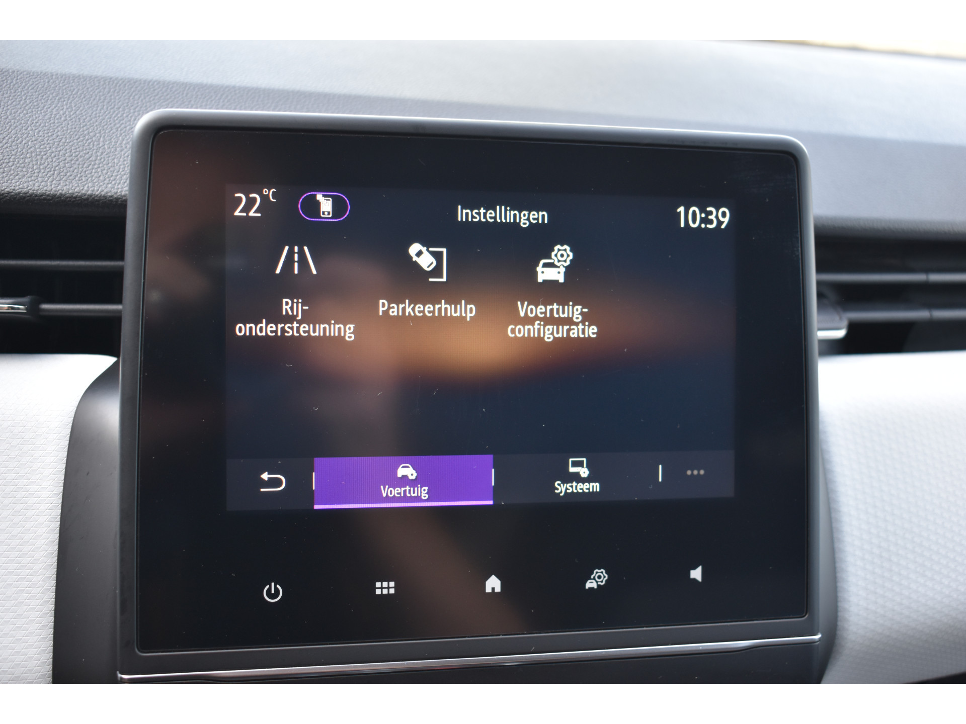 Renault Clio 1.6 E-Tech Hybrid 145 Evolution Hybride Automaat  Navigatie