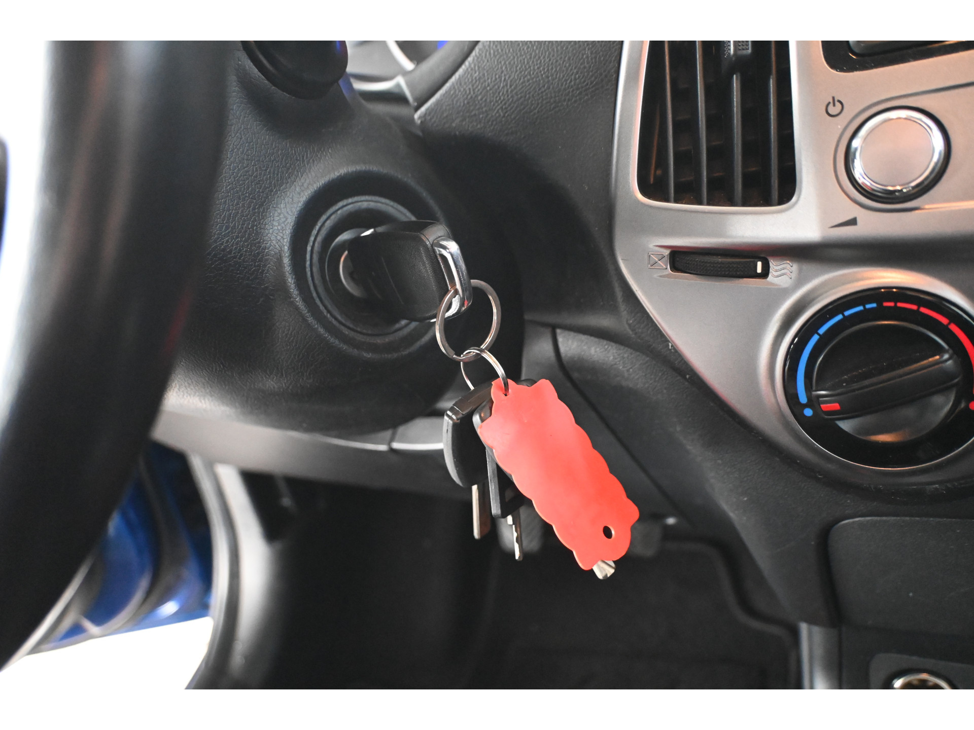Hyundai i20 1.2i i-Motion LICHTE TIK IN MOTOR! TEKST LEZEN! Airco LED  Elektrisch Pakket! Trekhaak TEKST LEZEN! Inruil Mogelijk!