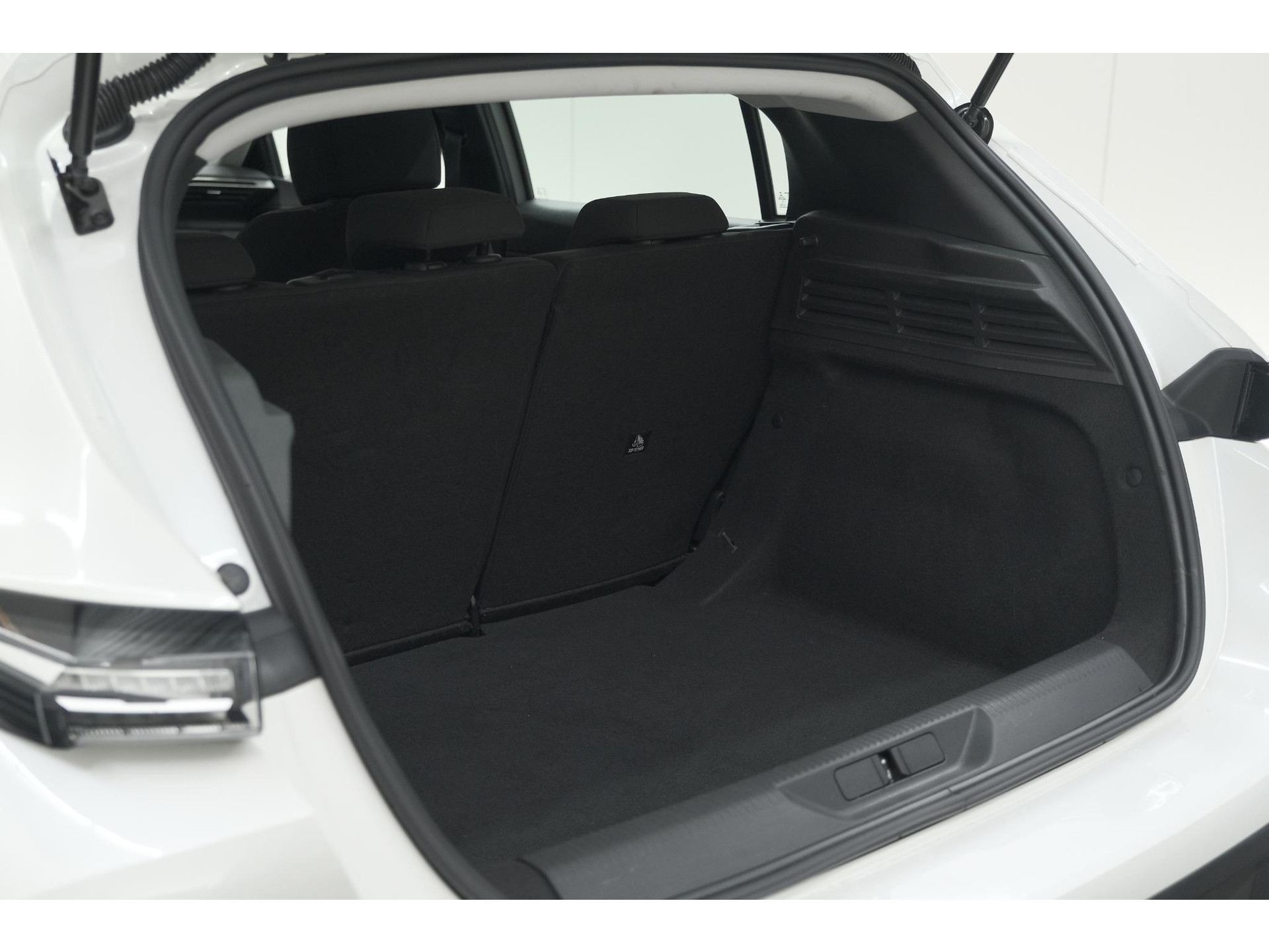 Peugeot 308 PureTech 110 Active Pack Business | Parkeersensoren | Apple Carplay | Navigatie | Cruise Control