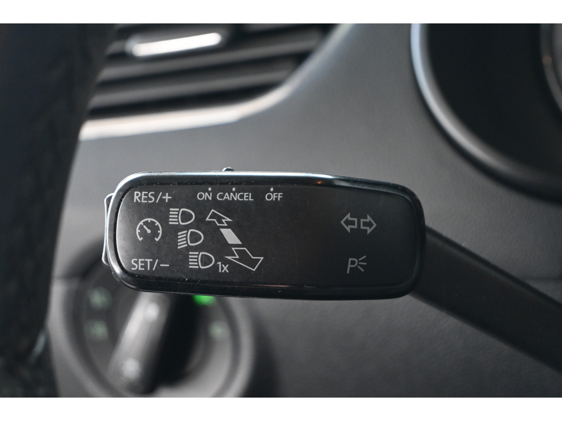 ŠKODA Octavia Combi 1.0 TSI Greentech Business Edition Nap! Navigatie Clima Cruise control Stoelverwarming PDC Inruil Mogelijk!