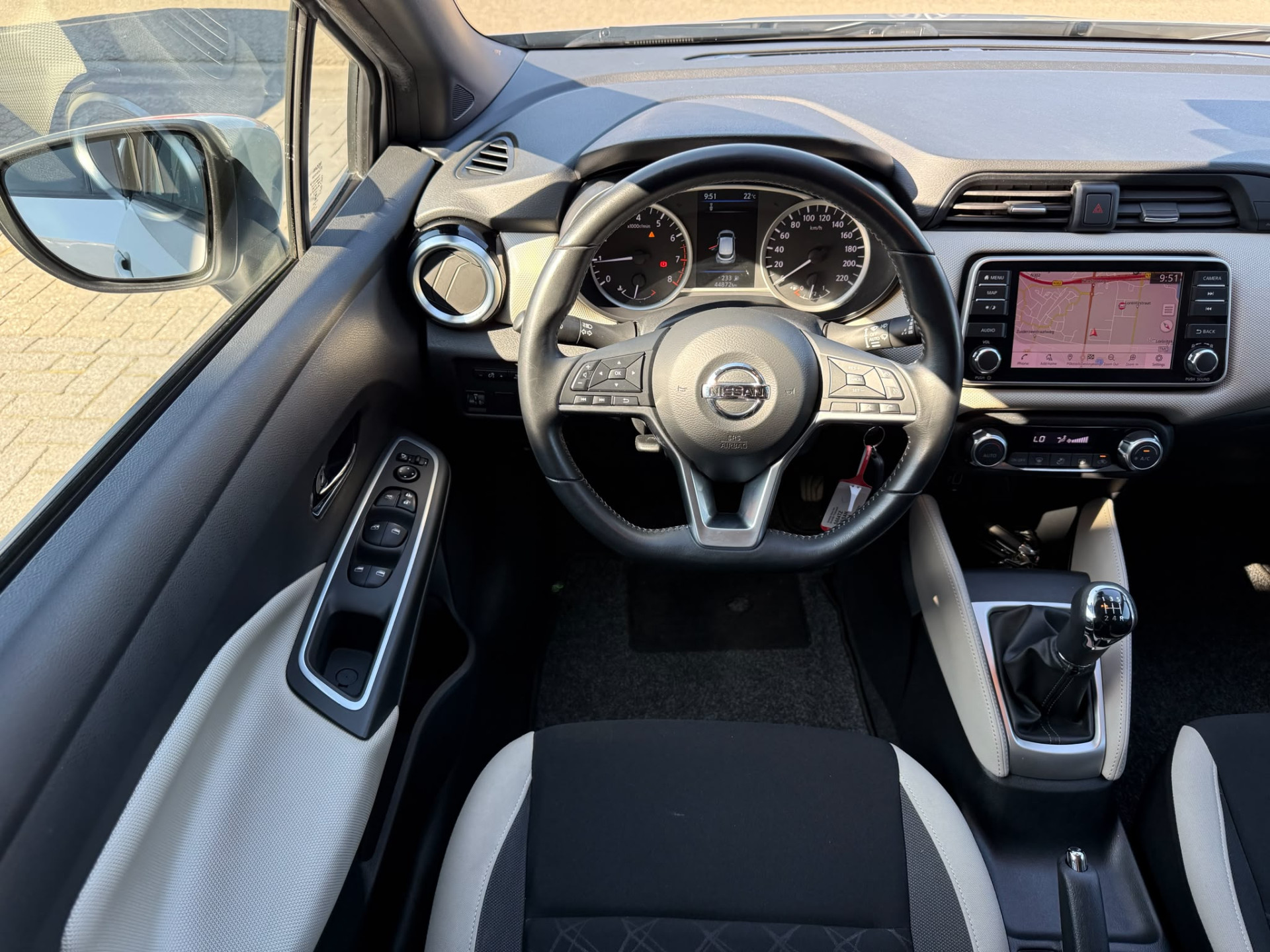 Nissan Micra 0.9 IG-T Tekna | 2E EIGENAAR | 3/6/12MND GARANTIE| CRUISE | NAVI | DAB | CAMERA | AIRCO |