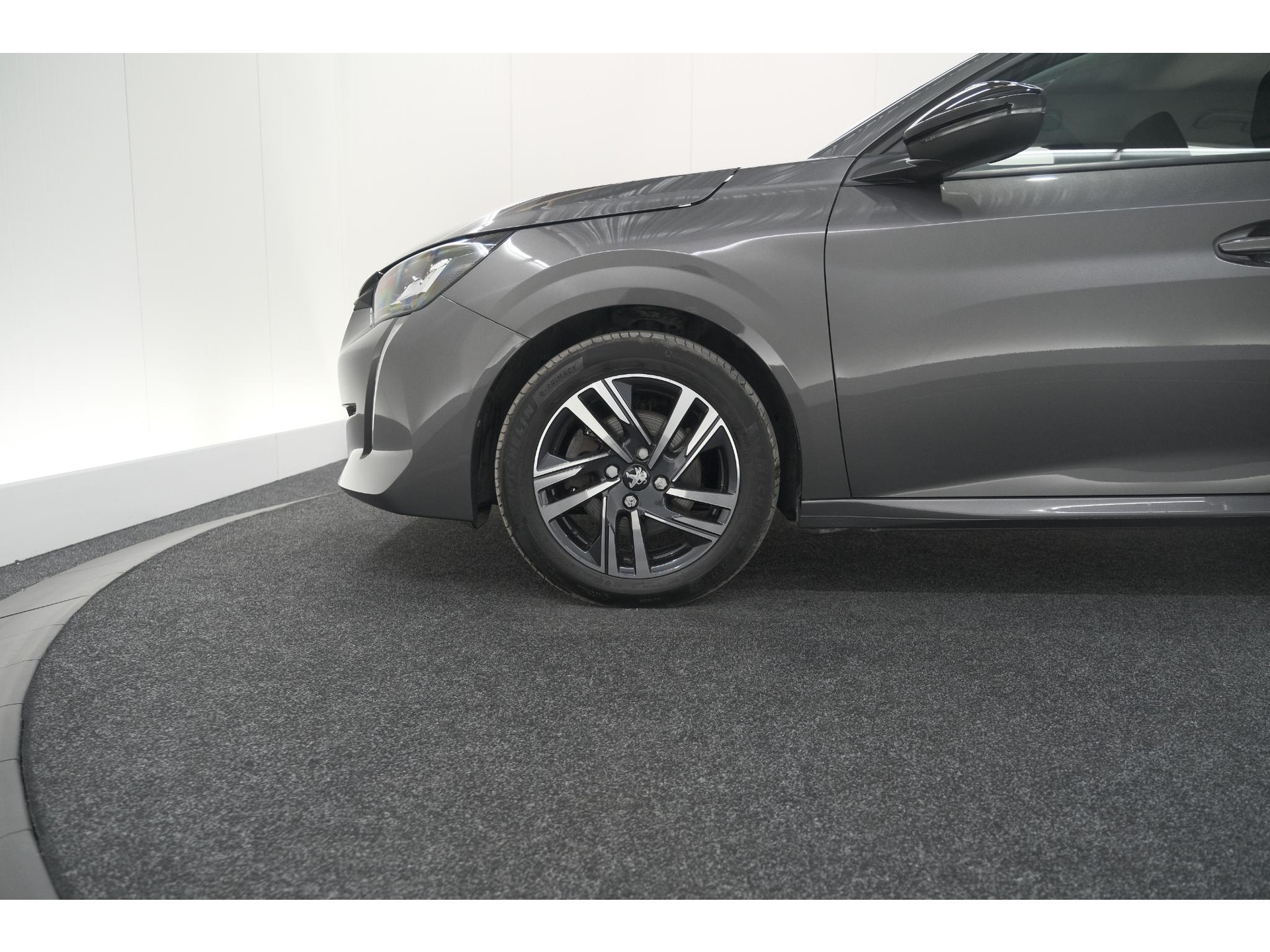 Peugeot 208 PureTech 100 Allure Pack | Camera | Apple Carplay | Stoelverwarming | Parkeersensoren