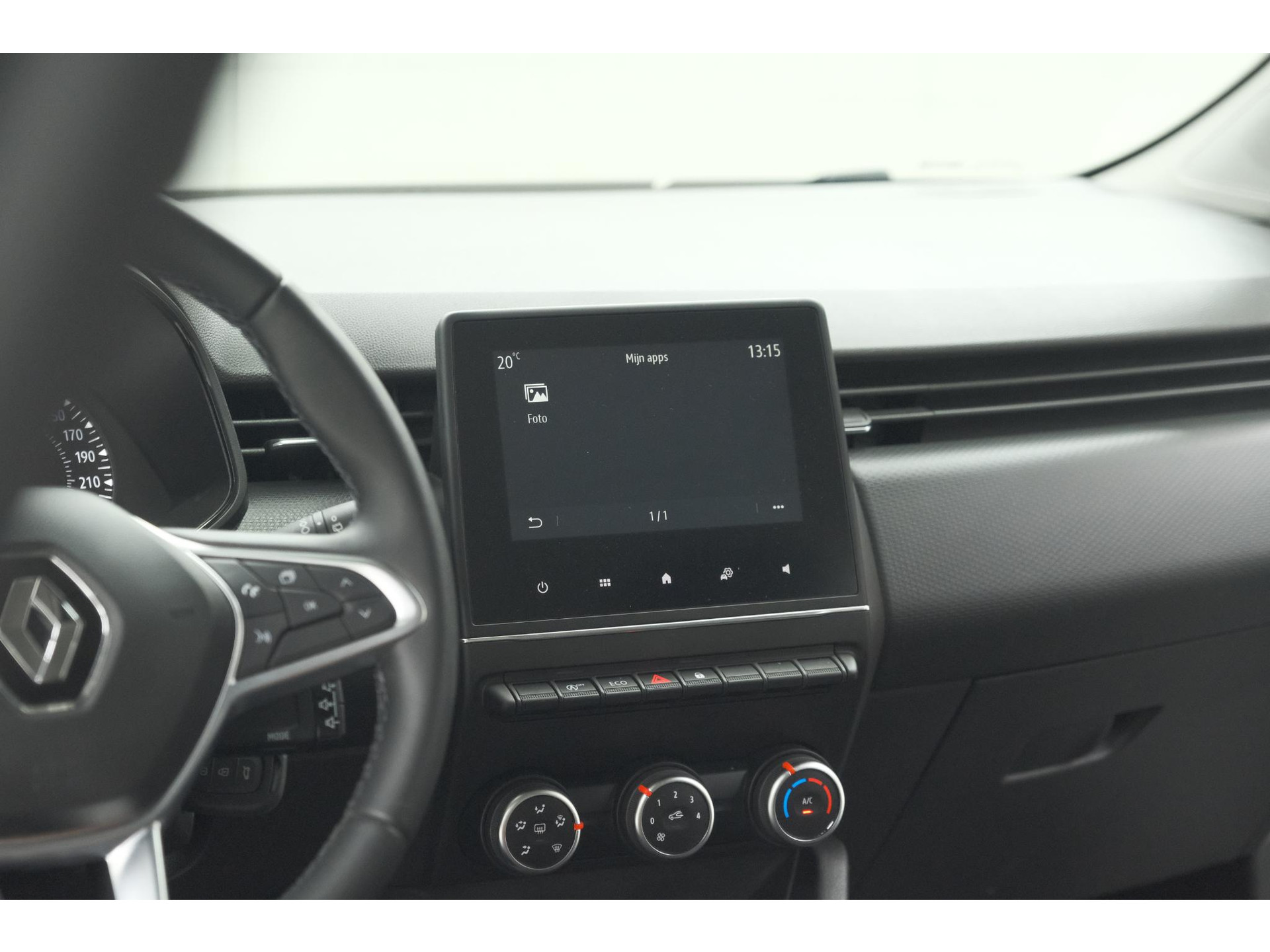Renault Clio TCe 90 Equilibre | Parkeersensoren | Apple Carplay | Cruise Control