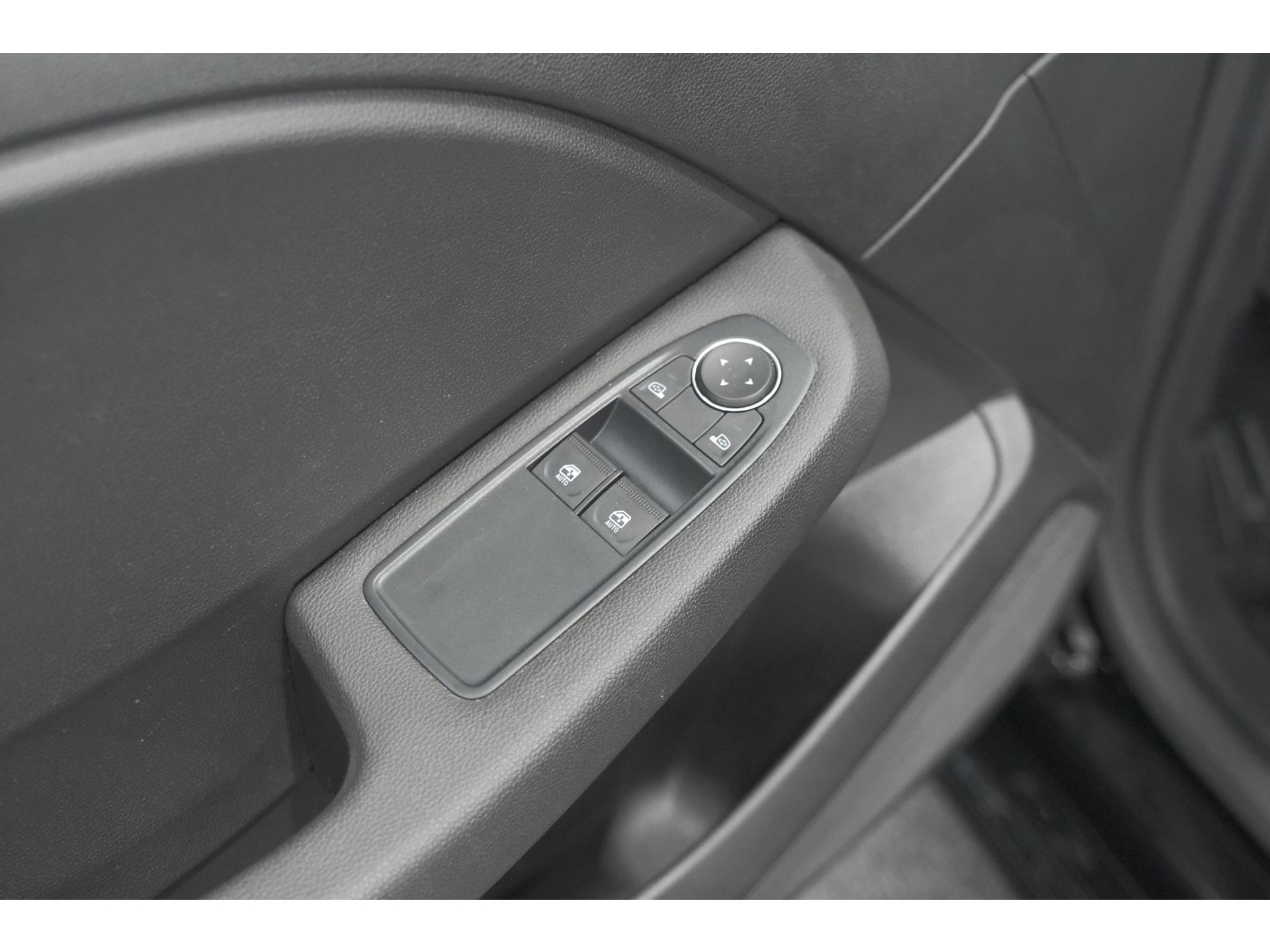 Renault Clio TCe 90 Evolution | Apple Carplay | Cruise Control | Navigatie