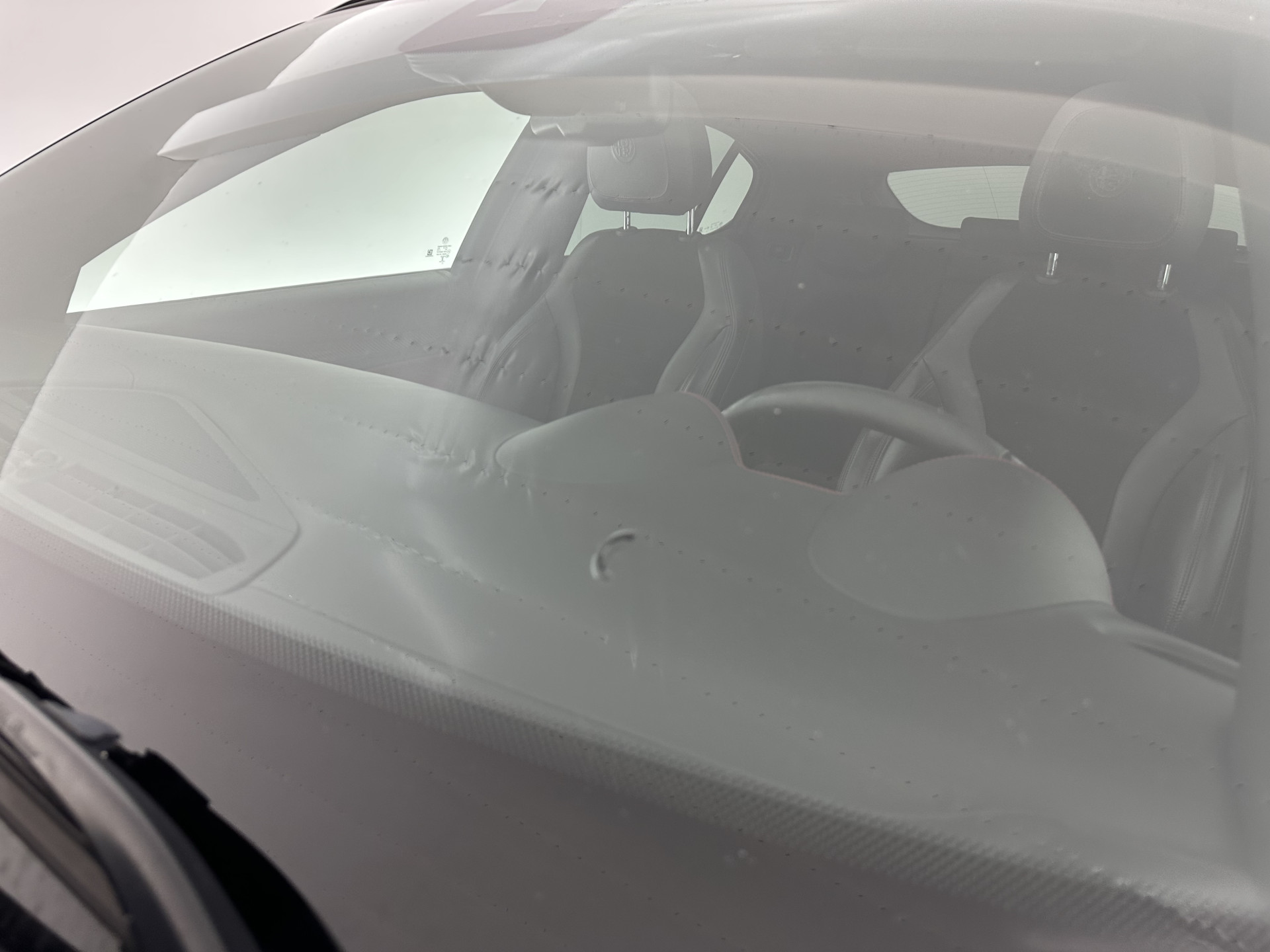 Alfa Romeo Stelvio 2.9 V6 AWD Quadrifoglio (INCL-BTW) Aut. *PANO | LEATHER-ALCANTARA | XENON | ADAPTIVE-CRUISE | BLIND-SPOT | HARMAN/KARDON | MEMORY-PACK | HEATED-SPORTSEATS | DAB+ | KEYLESS | CARPLAY | NAVI-FULLMAP | CARBON-INLAY |..