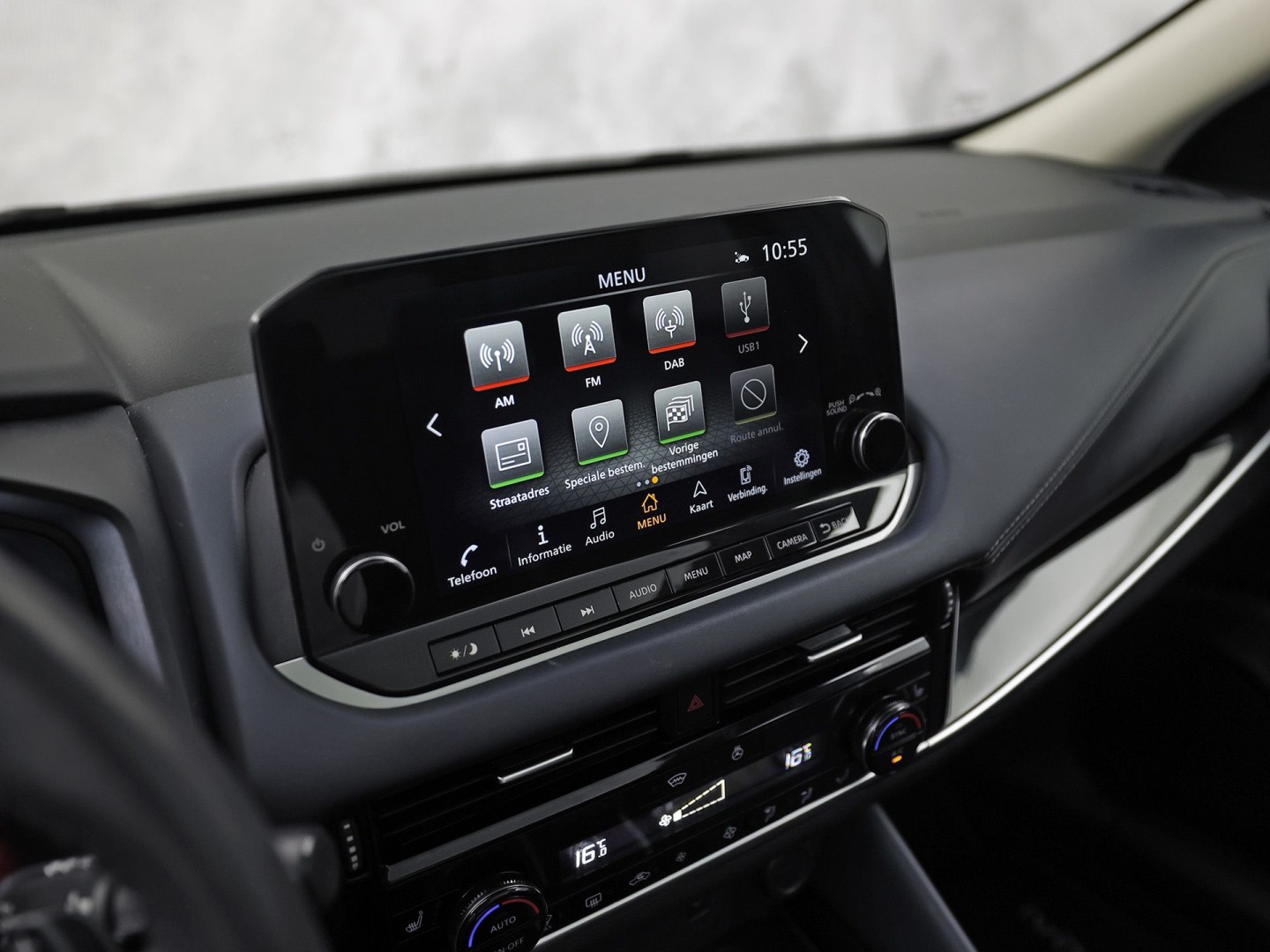 Nissan Qashqai 1.3 MHEV Xtronic Premiere Edition 158Pk Automaat (PANORAMADAK, VIRTUAL COCKPIT, APPLE CARPLAY, GROOT NAVI, 360 CAMERA, LEDER, SPORTSTOELEN, STOELVERWARMING, GETINT GLAS, ADAPTIVE CRUISE, NIEUWSTAAT)