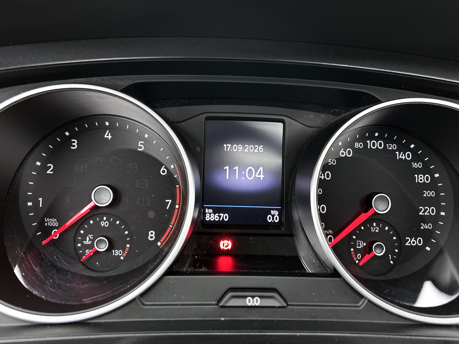 Volkswagen Tiguan 2.0 TSI 4Motion Highline Business R | PANORAMA | HEAD UP | ADAPTIVE | ELEKTR. A-KLEP | STOELVERW. | NAVI |