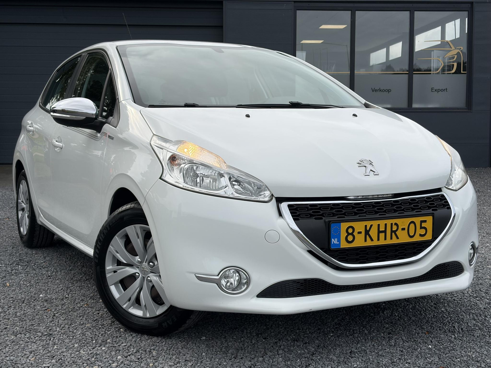 Peugeot 208 1.2 VTi Urban Soul ✓1e Eigenaar✓Trekhaak✓Navi✓Airco✓Cruise✓Pdc✓Lm velgen✓5 Deurs✓Zeer Zuinig✓N.A.P✓Apk tot 03-2027