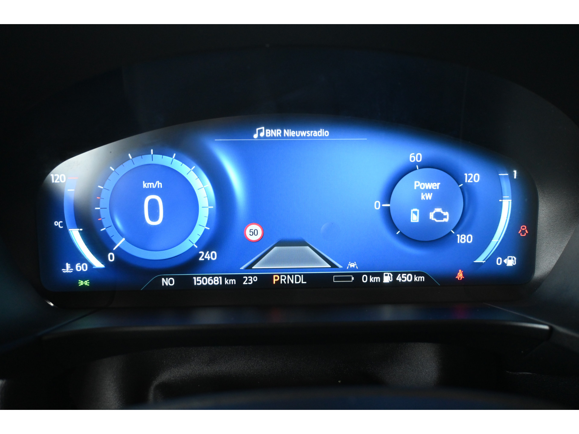 Ford Kuga 2.5 PHEV Vignale Automaat Navigatie Stoelverwarming Head Up! LED Camera Rijklaarprijs! Inruil Mogelijk!